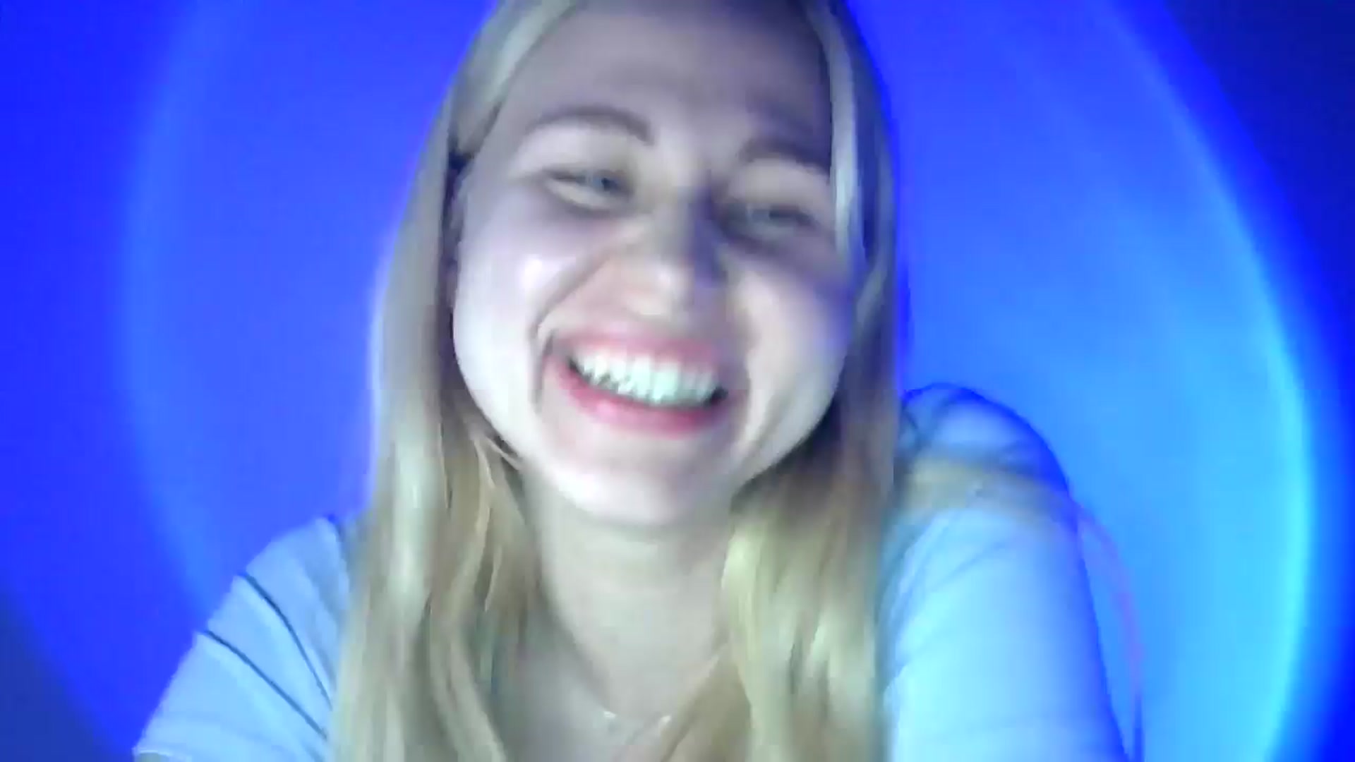 Gallery image thumbnail from Sweet_Lipsss_'s myfreecams stream on, 07/23/2025, 18:47 image 17 of 20