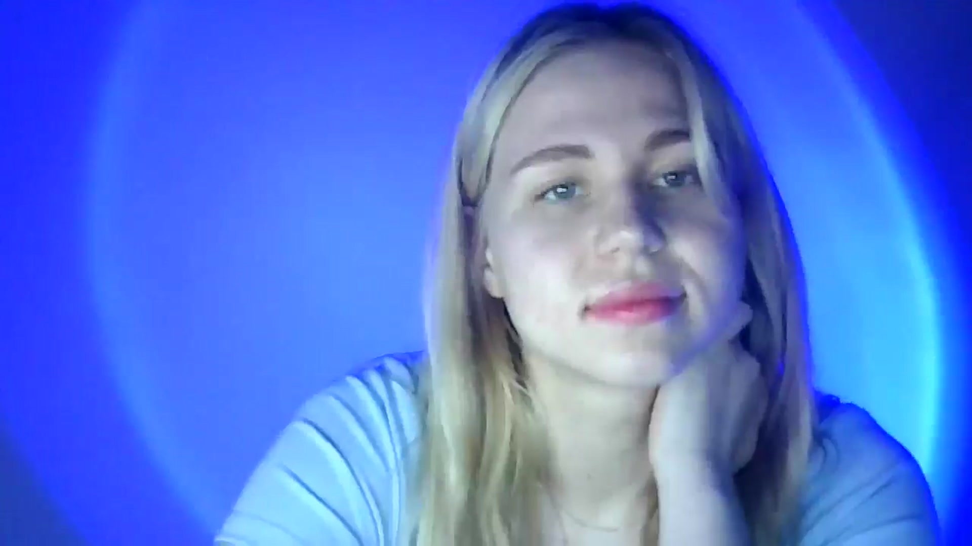 Gallery image thumbnail from Sweet_Lipsss_'s myfreecams stream on, 07/23/2025, 18:47 image 20 of 20