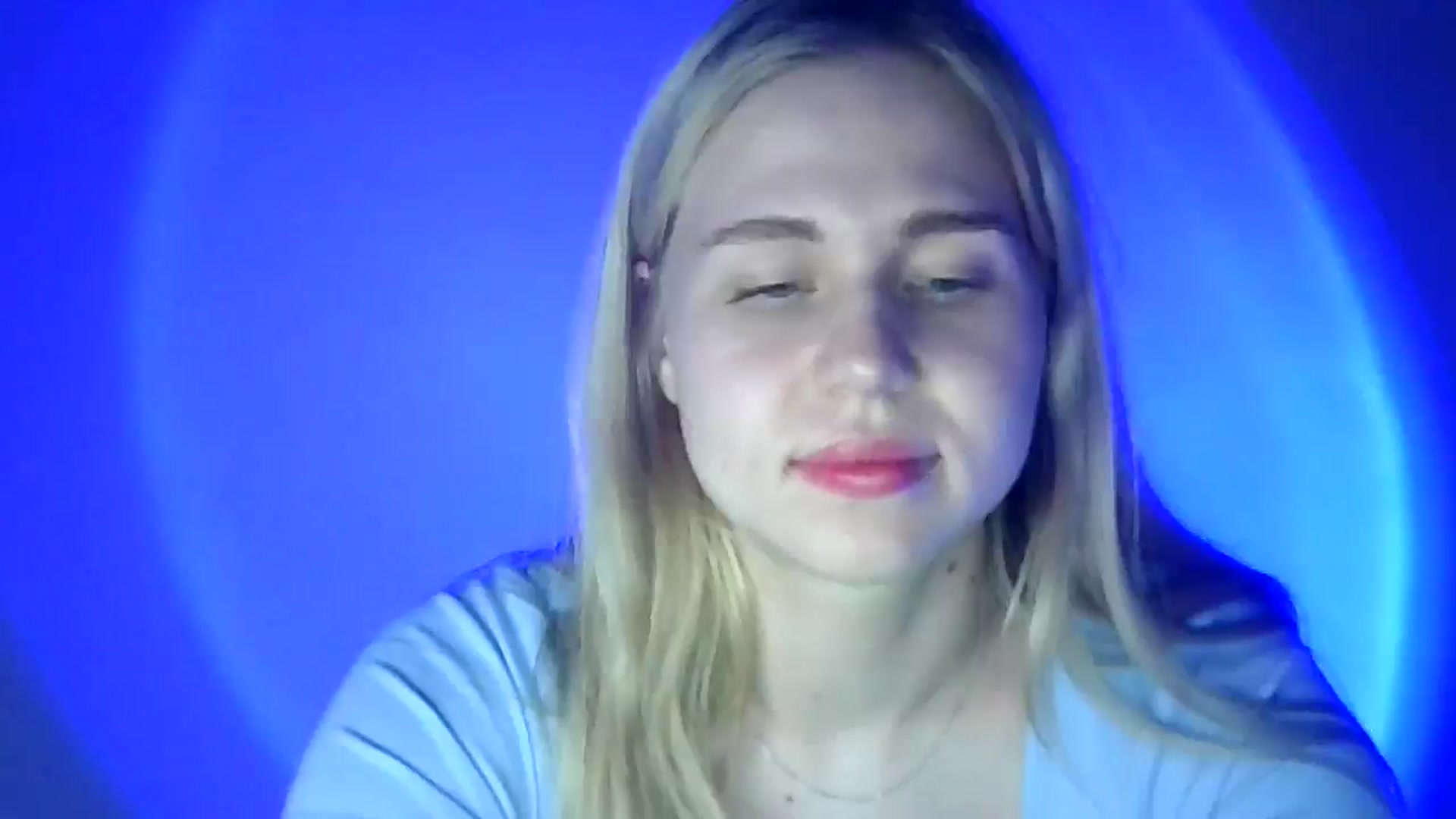 Gallery image thumbnail from Sweet_Lipsss_'s myfreecams stream on, 07/23/2025, 18:47 image 2 of 20