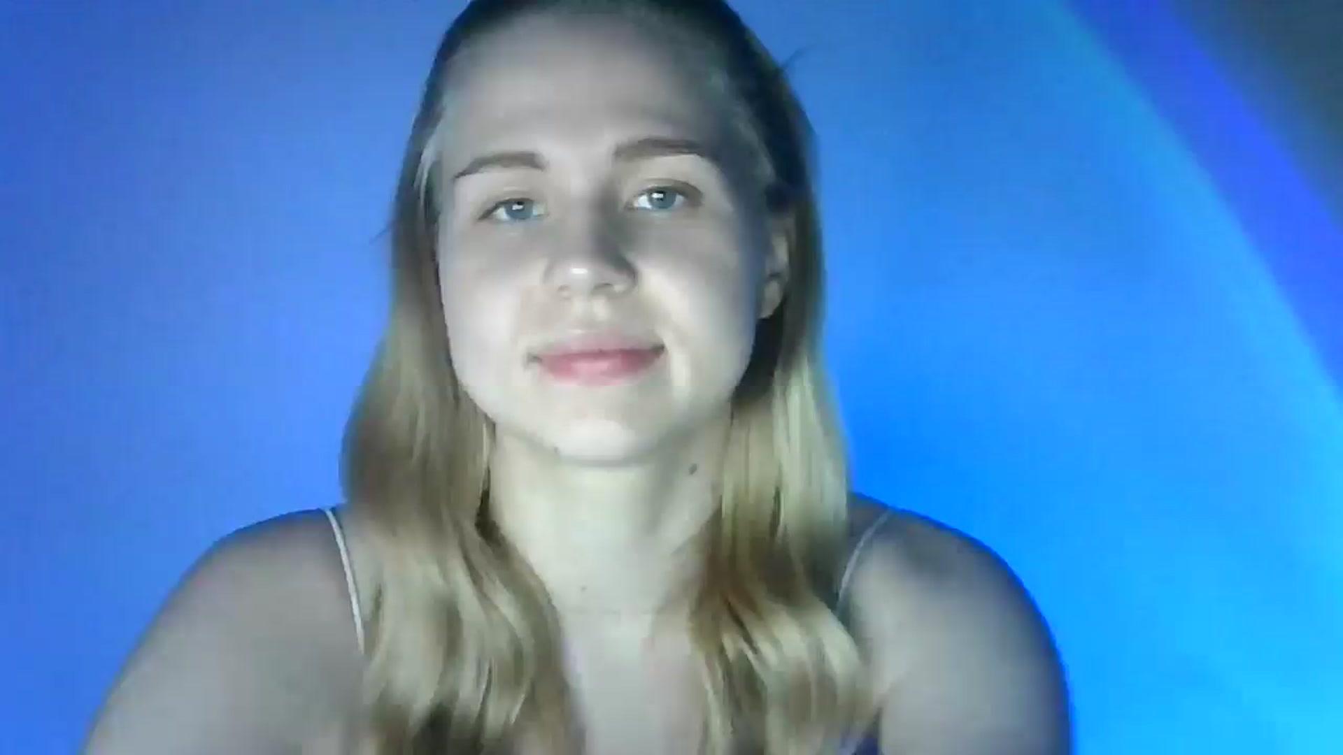 Gallery image thumbnail from Sweet_Lipsss_'s myfreecams stream on, 07/30/2025, 17:28 image 10 of 20