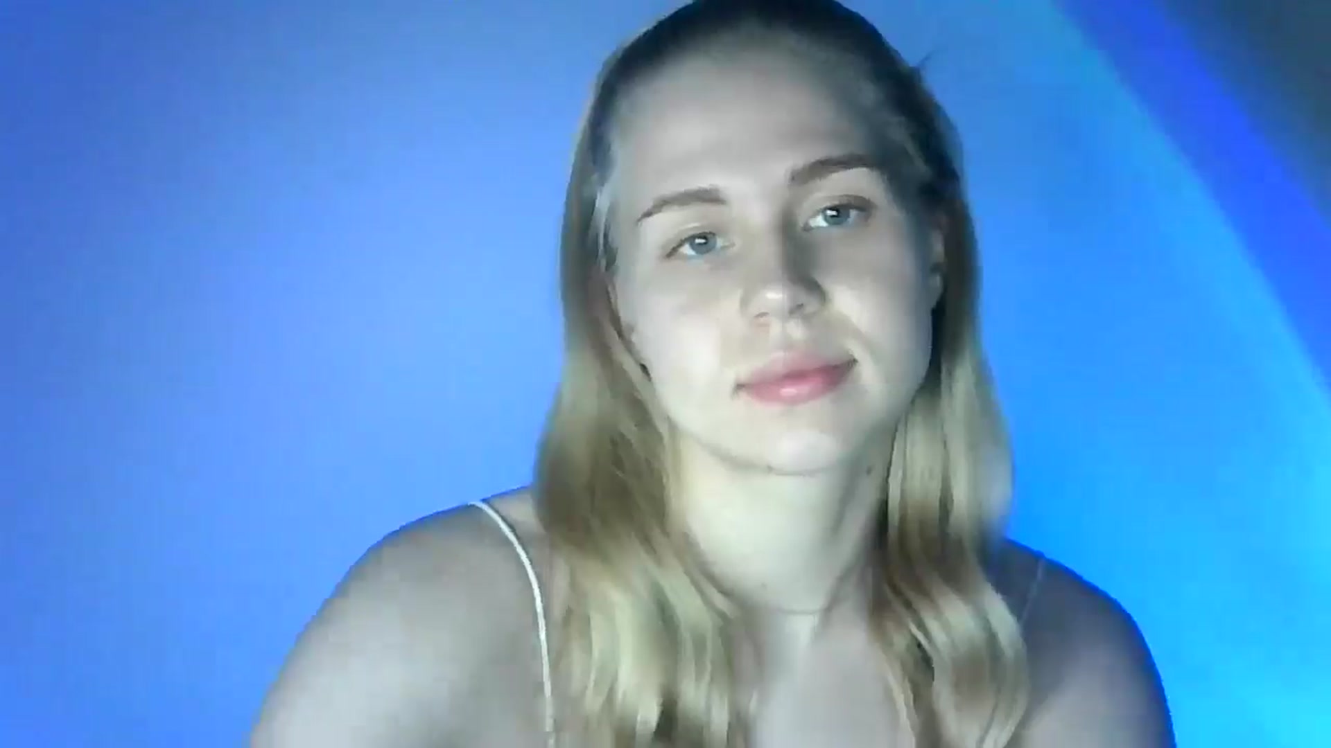 Gallery image thumbnail from Sweet_Lipsss_'s myfreecams stream on, 07/30/2025, 17:28 image 3 of 20