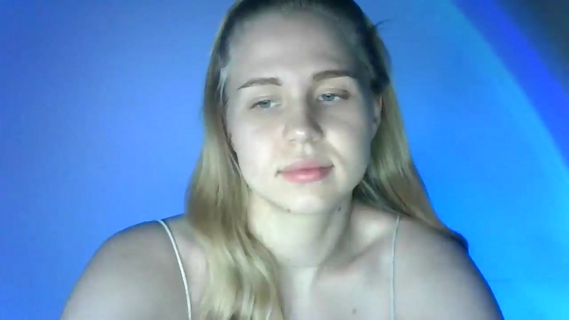 Gallery image thumbnail from Sweet_Lipsss_'s myfreecams stream on, 07/30/2025, 17:28 image 12 of 20