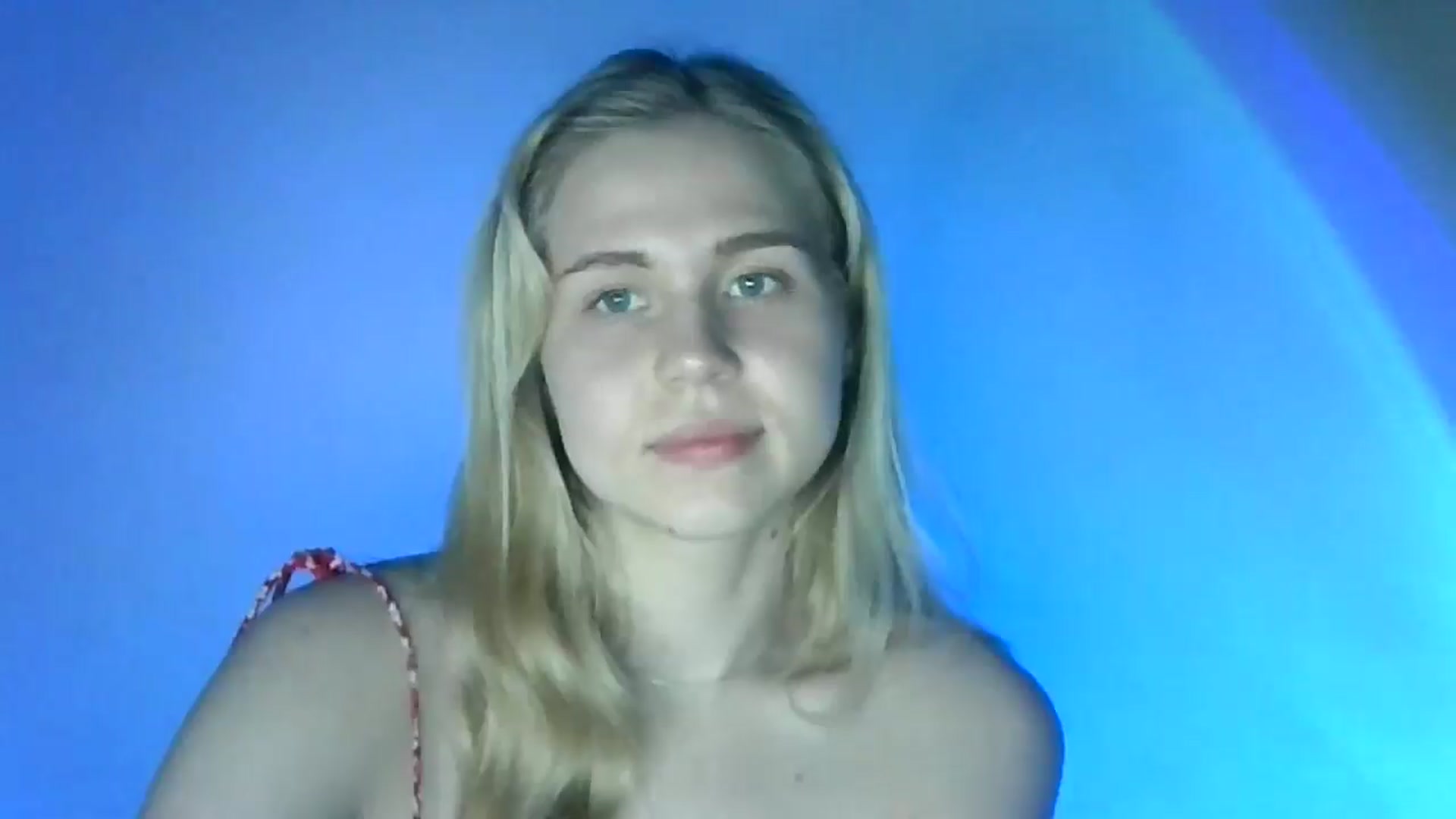 Gallery image thumbnail from Sweet_Lipsss_'s myfreecams stream on, 07/30/2025, 18:35 image 15 of 20
