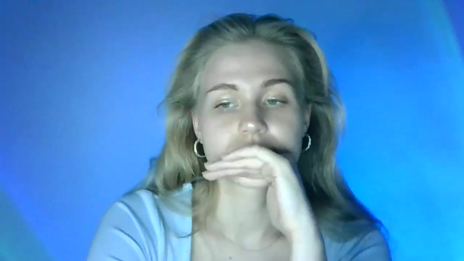 Gallery image thumbnail from Sweet_Lipsss_'s myfreecams stream on, 07/31/2025, 18:23 image 18 of 20