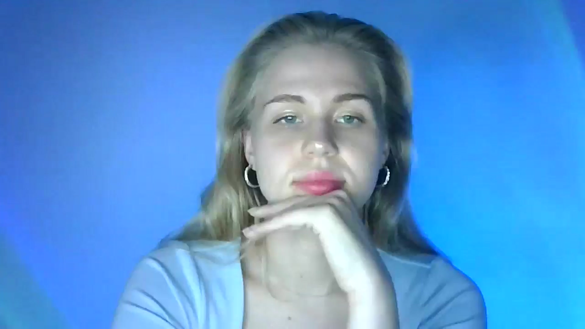Gallery image thumbnail from Sweet_Lipsss_'s myfreecams stream on, 07/31/2025, 18:23 image 7 of 20