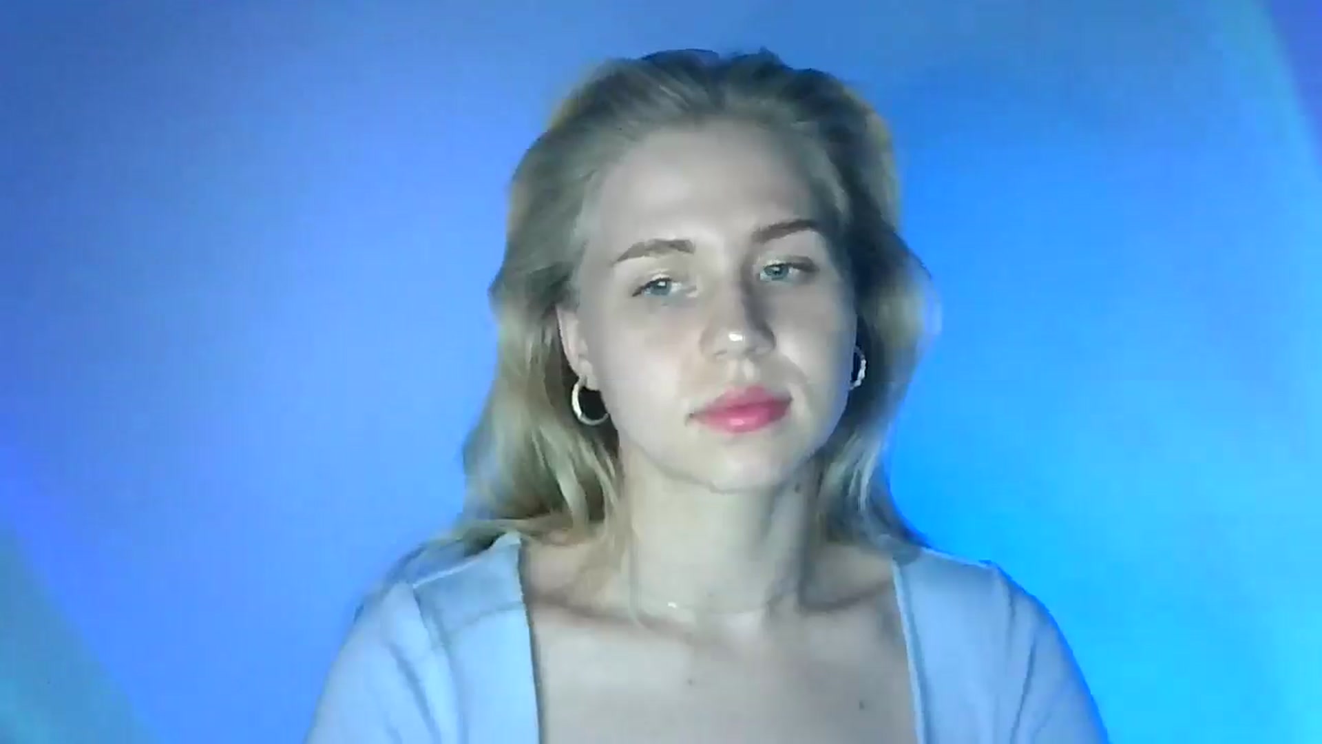 Gallery image thumbnail from Sweet_Lipsss_'s myfreecams stream on, 07/31/2025, 18:23 image 8 of 20