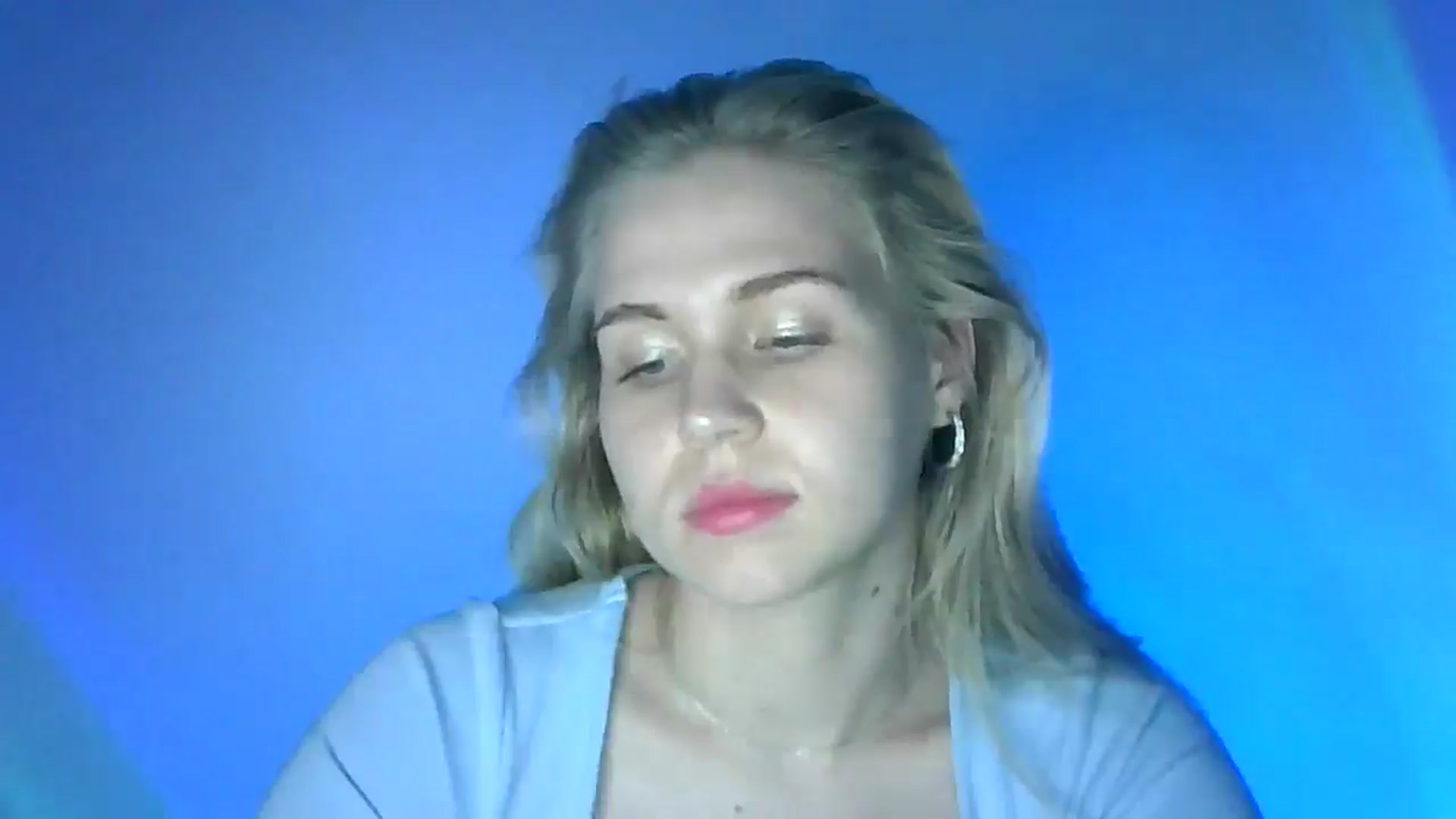 Gallery image thumbnail from Sweet_Lipsss_'s myfreecams stream on, 07/31/2025, 18:23 image 14 of 20