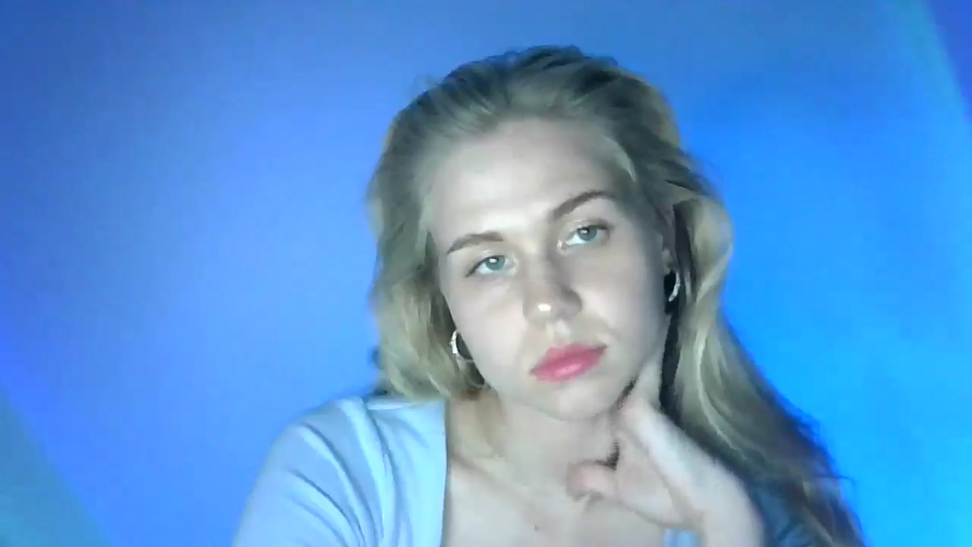 Gallery image thumbnail from Sweet_Lipsss_'s myfreecams stream on, 07/31/2025, 18:23 image 15 of 20