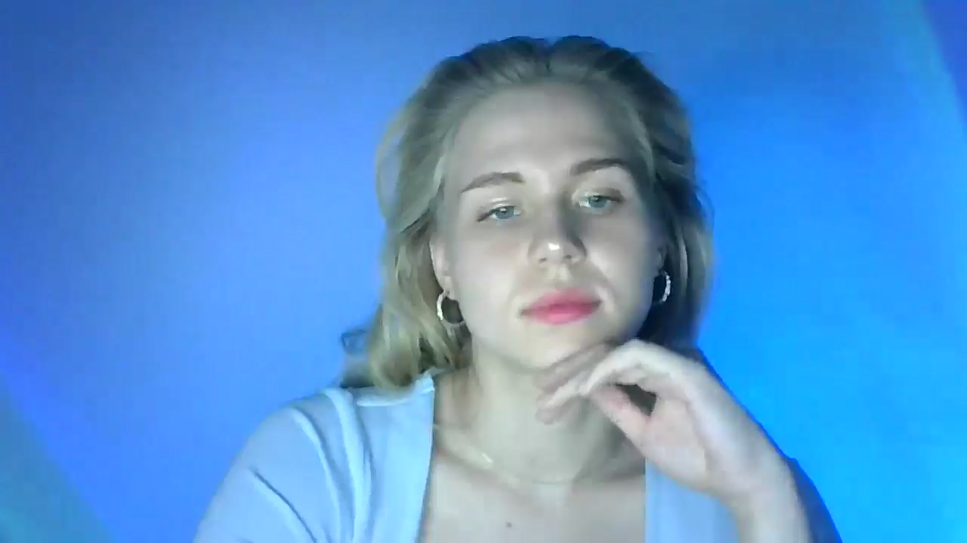 Gallery image thumbnail from Sweet_Lipsss_'s myfreecams stream on, 07/31/2025, 18:23 image 11 of 20