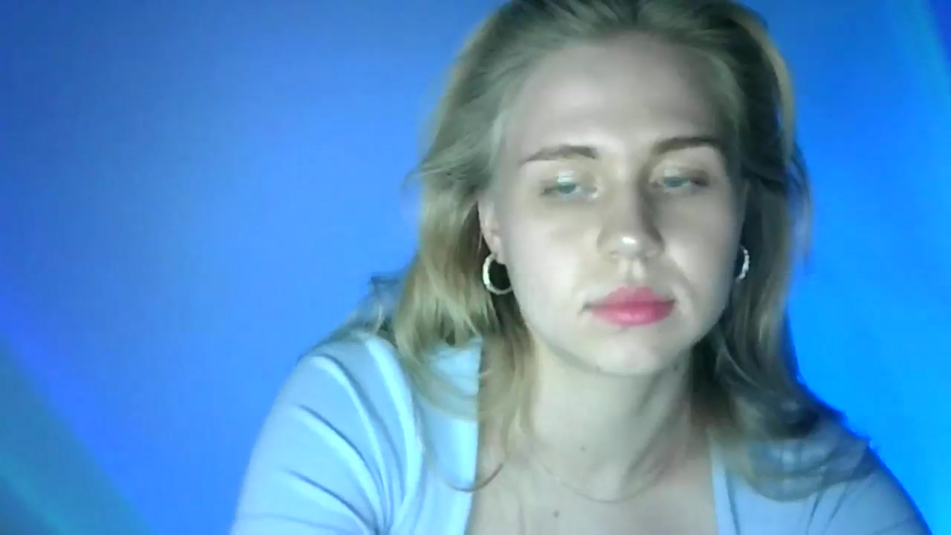 Gallery image thumbnail from Sweet_Lipsss_'s myfreecams stream on, 07/31/2025, 18:23 image 20 of 20