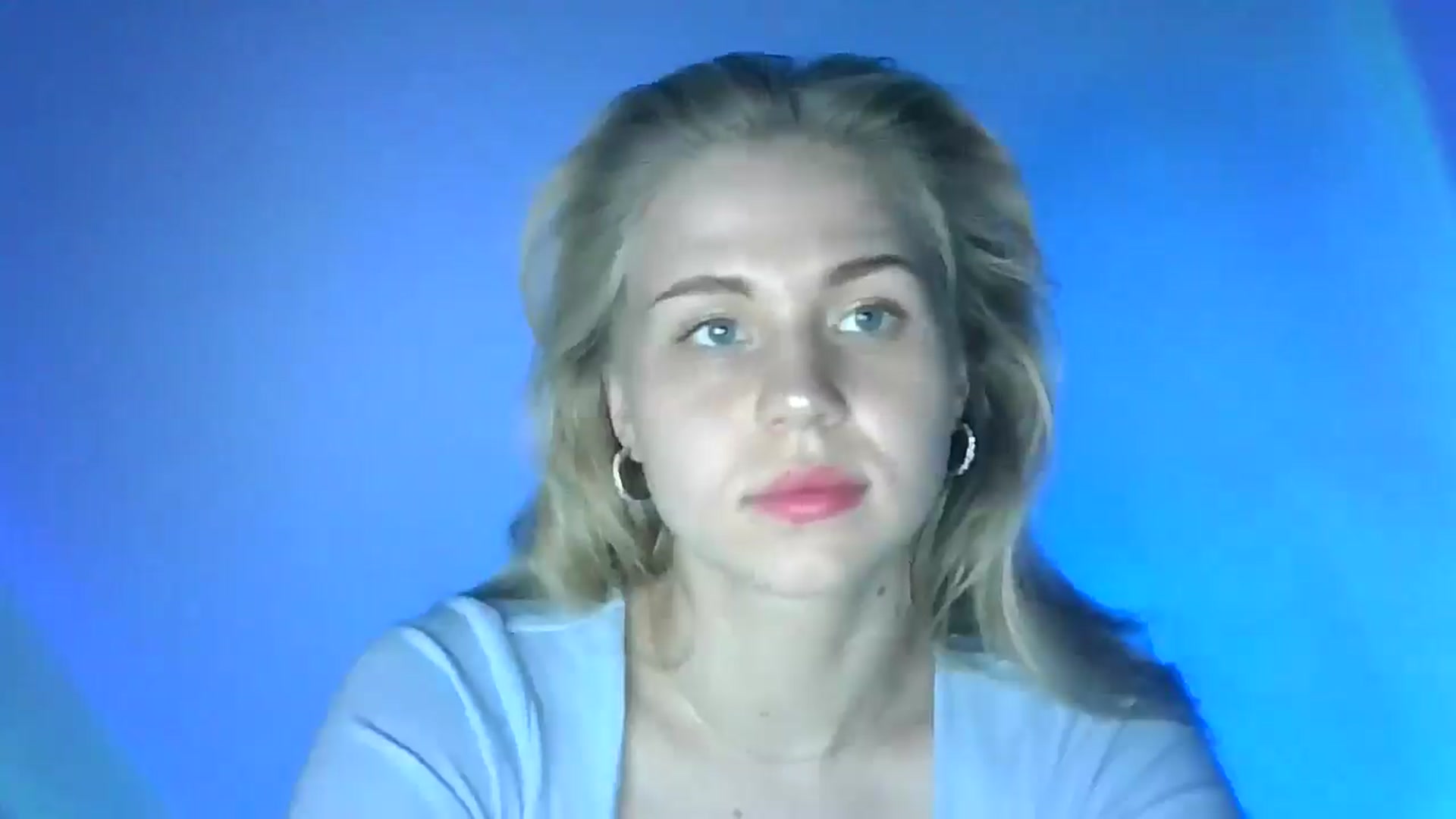 Gallery image thumbnail from Sweet_Lipsss_'s myfreecams stream on, 07/31/2025, 18:23 image 12 of 20