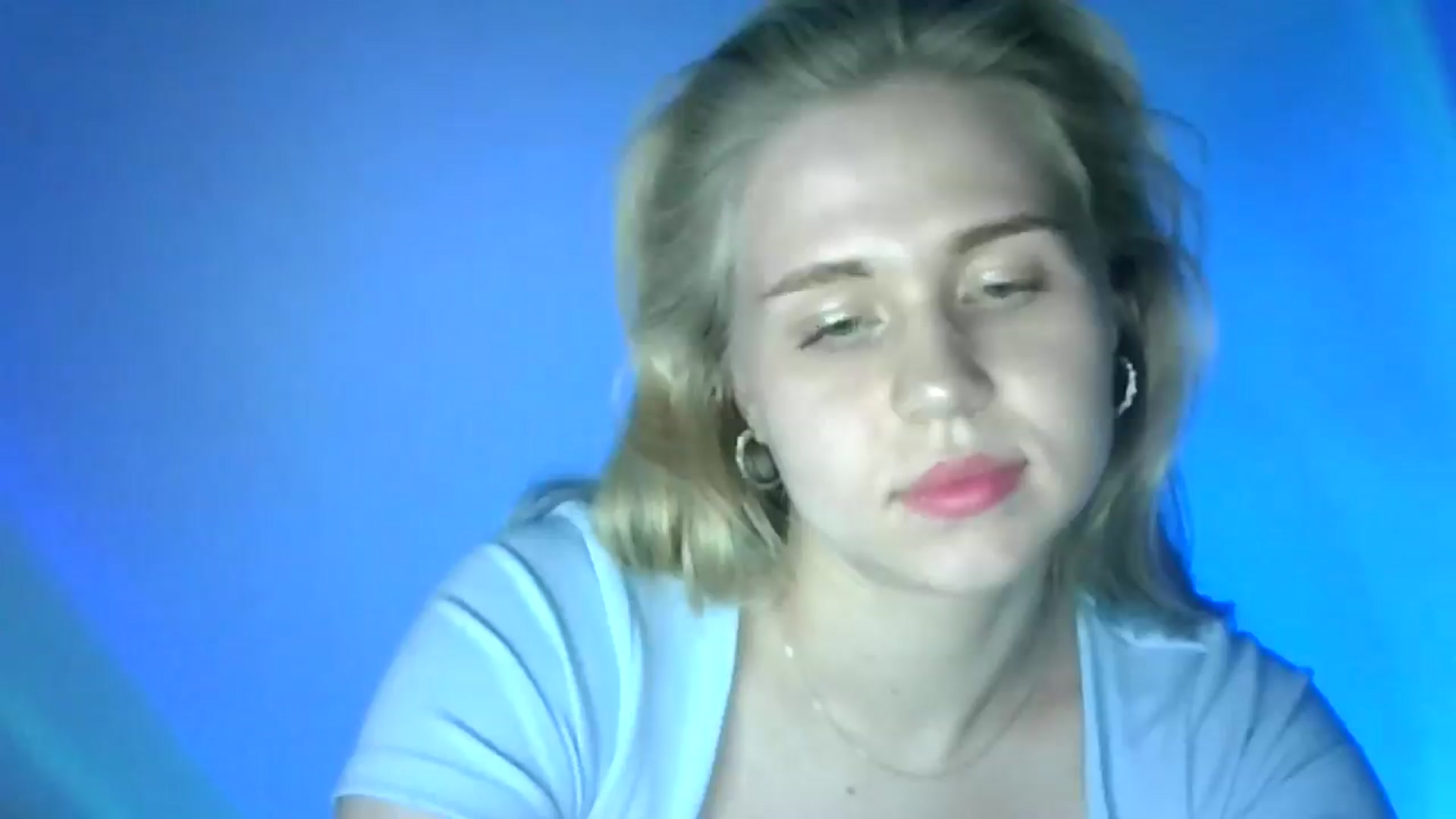 Gallery image thumbnail from Sweet_Lipsss_'s myfreecams stream on, 07/31/2025, 19:26 image 7 of 20