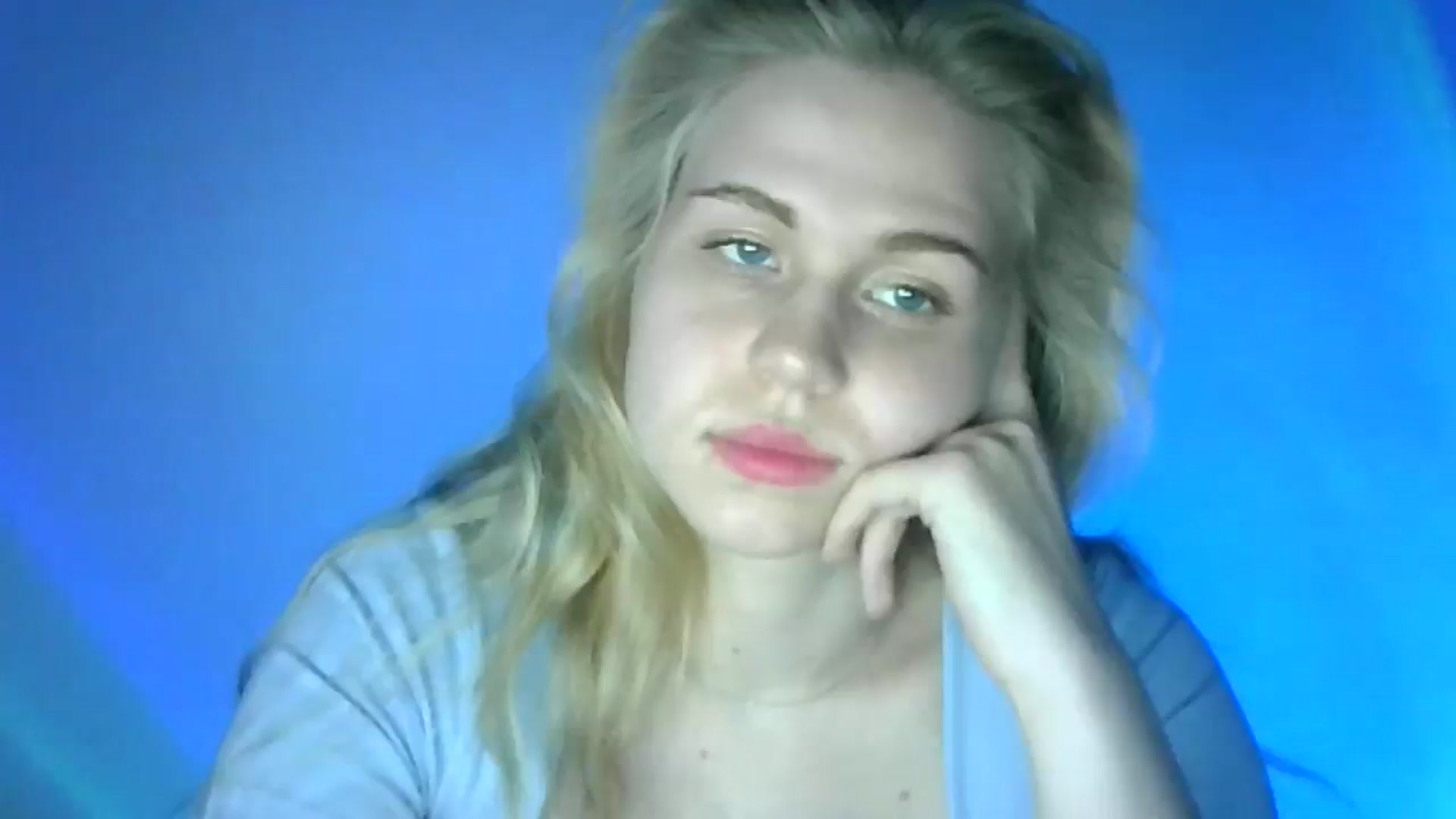 Gallery image thumbnail from Sweet_Lipsss_'s myfreecams stream on, 07/31/2025, 19:26 image 20 of 20