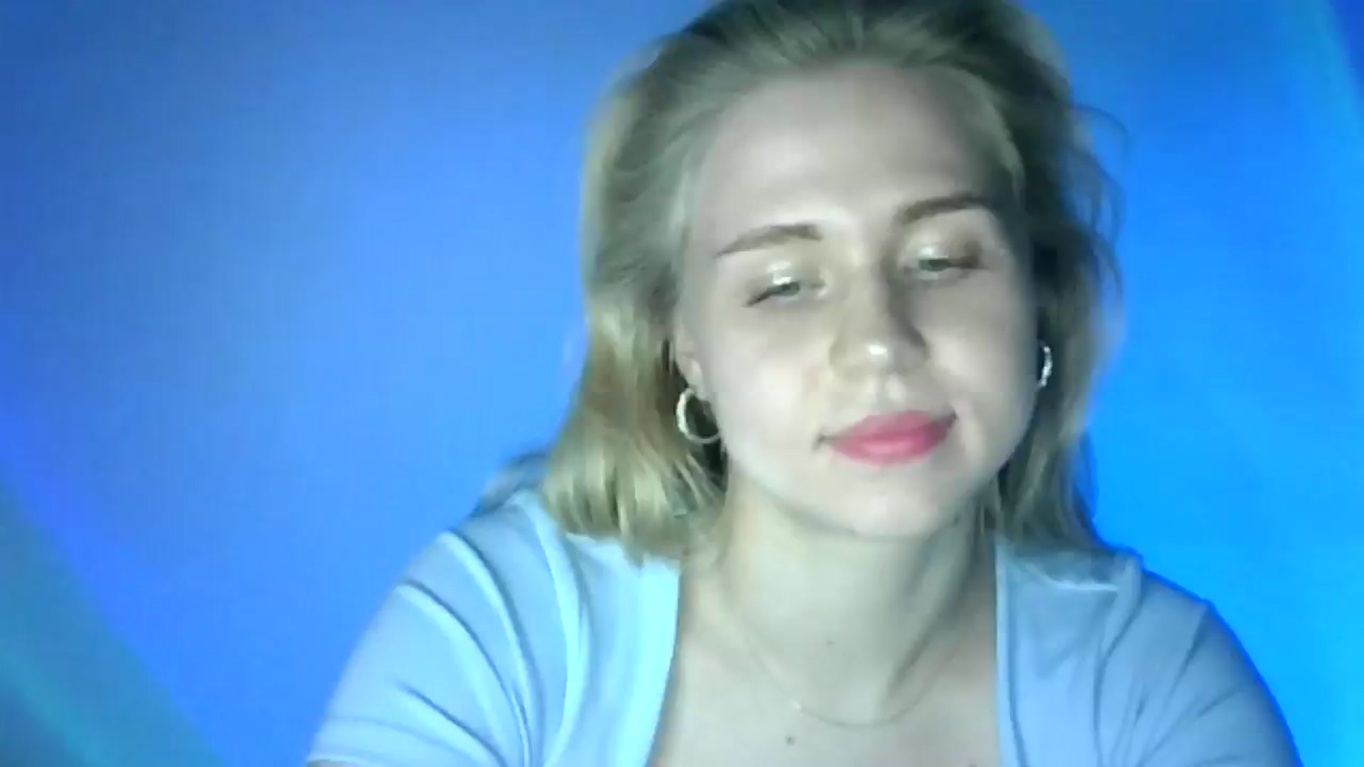 Gallery image thumbnail from Sweet_Lipsss_'s myfreecams stream on, 07/31/2025, 19:26 image 5 of 20