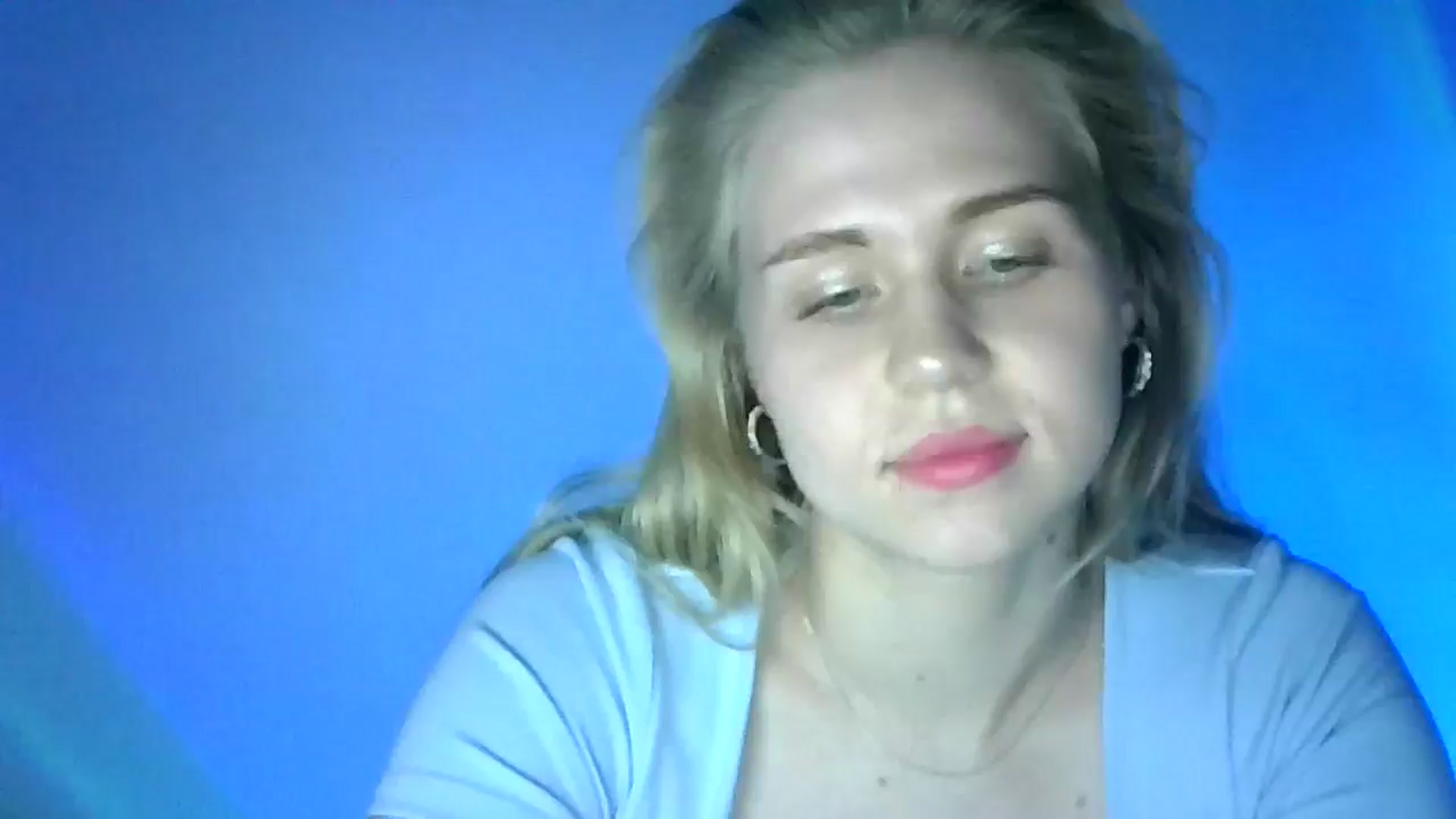 Gallery image thumbnail from Sweet_Lipsss_'s myfreecams stream on, 07/31/2025, 19:26 image 1 of 20