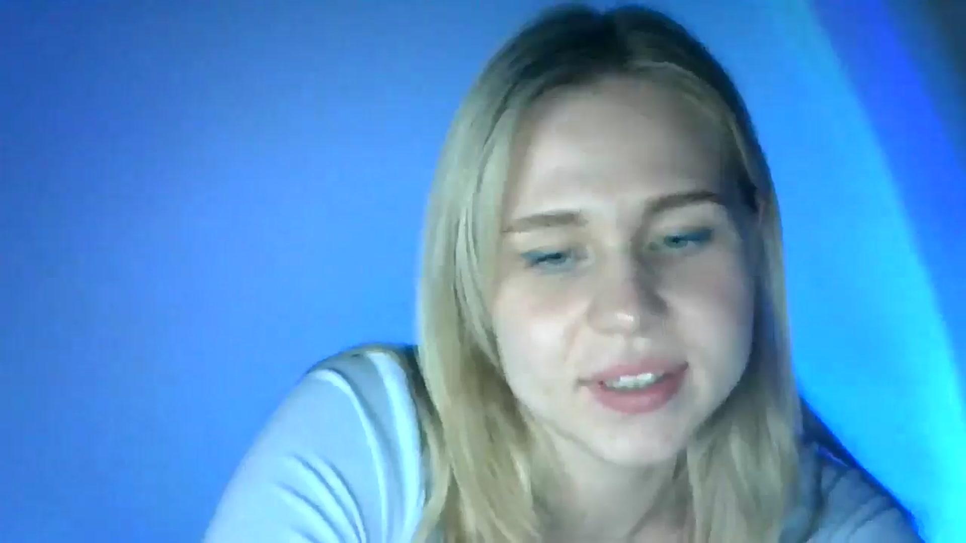 Gallery image thumbnail from Sweet_Lipsss_'s myfreecams stream on, 08/10/2025, 18:52 image 10 of 20