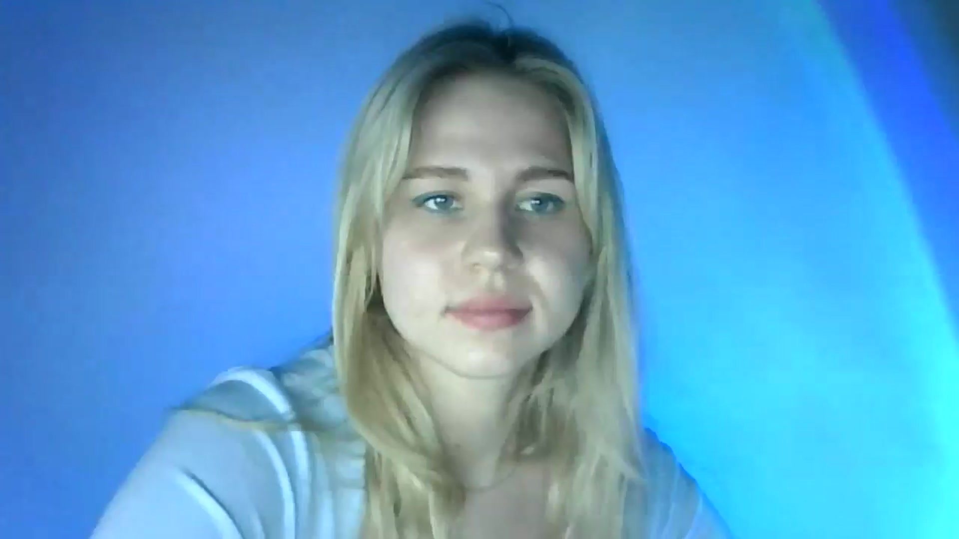 Gallery image thumbnail from Sweet_Lipsss_'s myfreecams stream on, 08/10/2025, 18:52 image 17 of 20