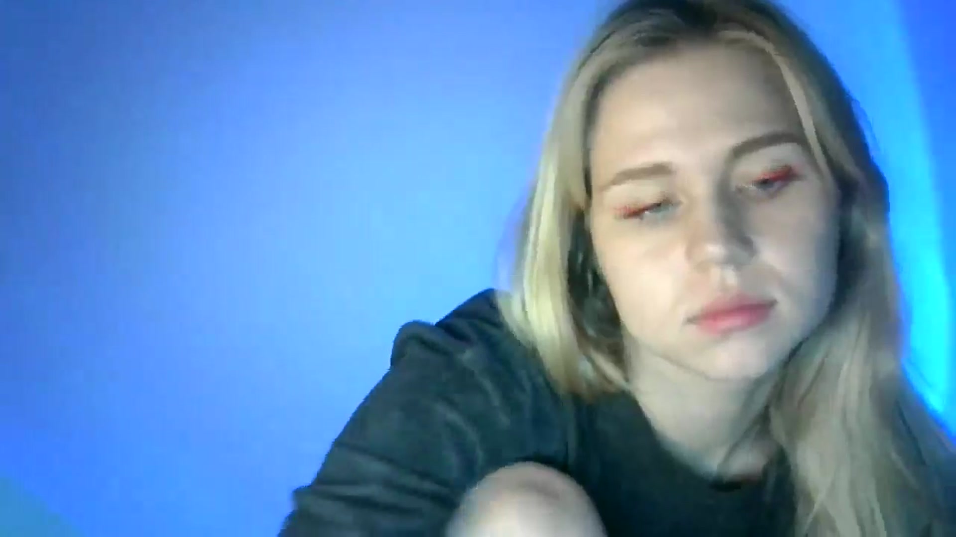 Gallery image thumbnail from Sweet_Lipsss_'s myfreecams stream on, 08/13/2025, 19:53 image 15 of 20