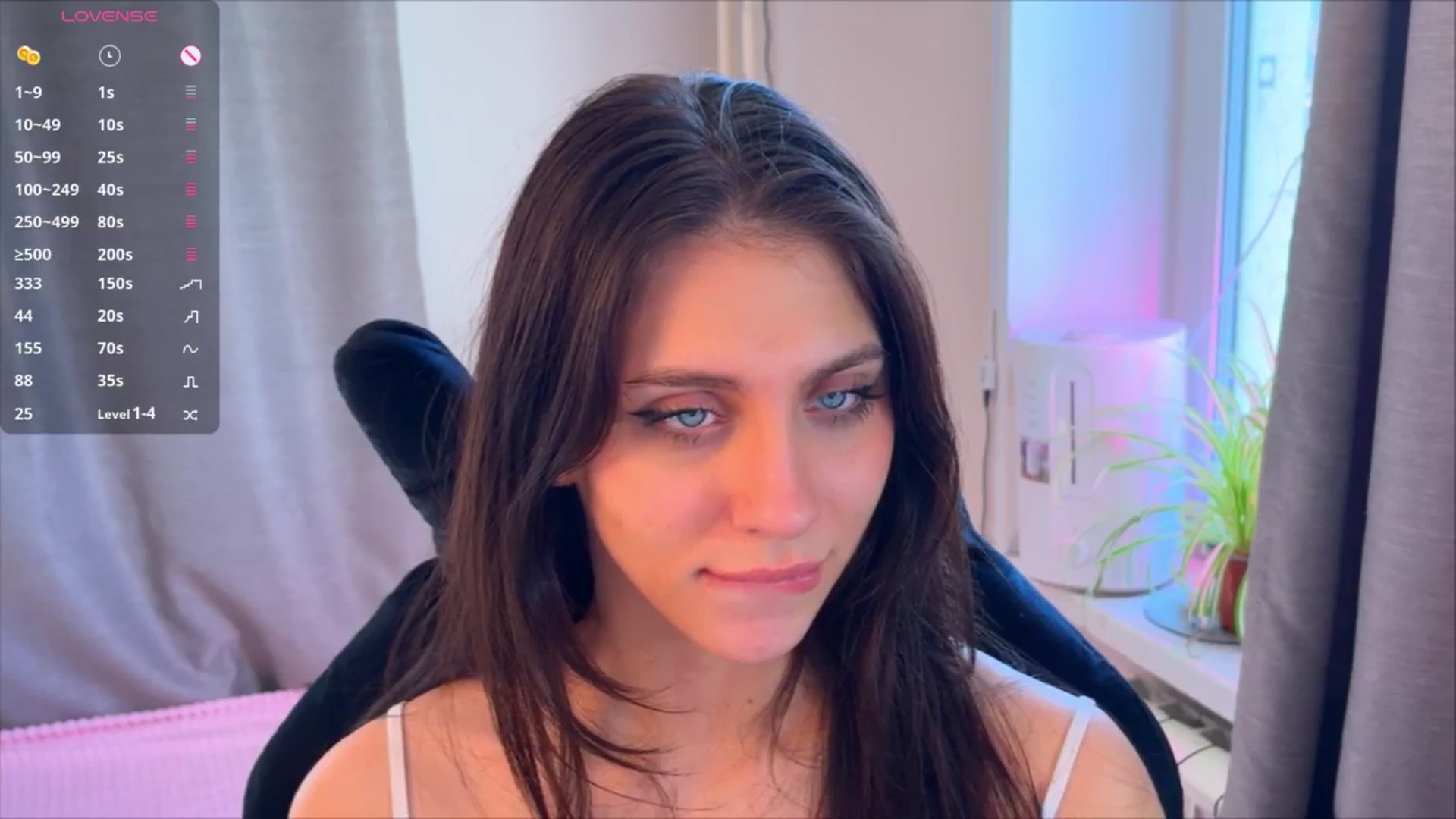 Gallery image thumbnail from Sweet_Luna's myfreecams stream on, 03/29/2026, 08:28 image 2 of 20