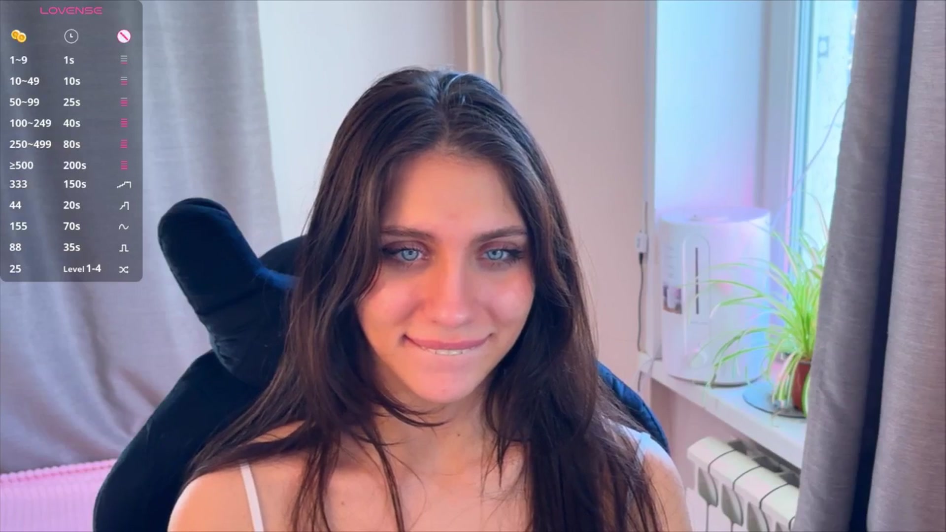 Gallery image thumbnail from Sweet_Luna's myfreecams stream on, 03/29/2026, 08:28 image 17 of 20