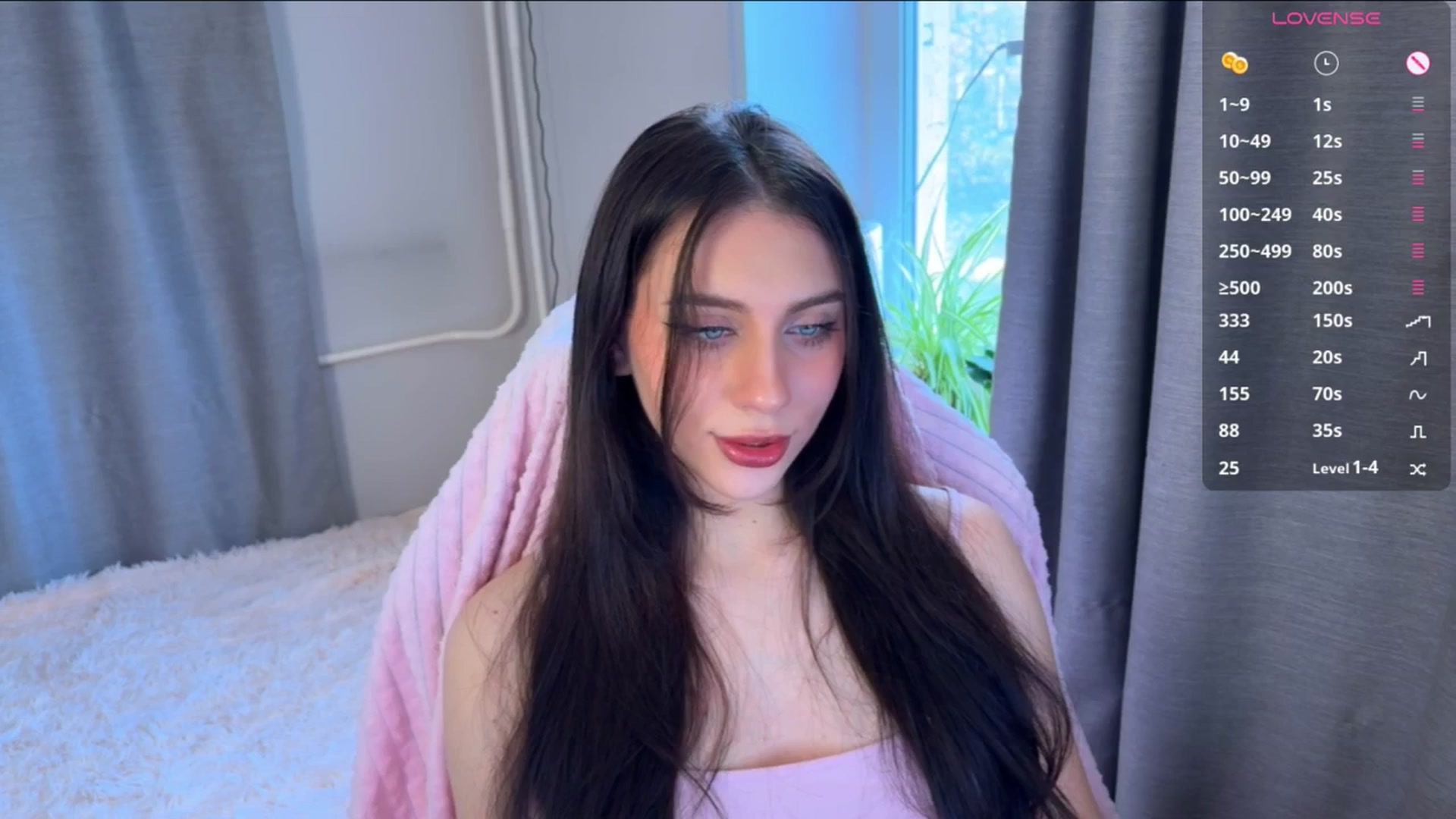 Gallery image thumbnail from Sweet_Luna's myfreecams stream on, 04/13/2026, 04:55 image 2 of 20
