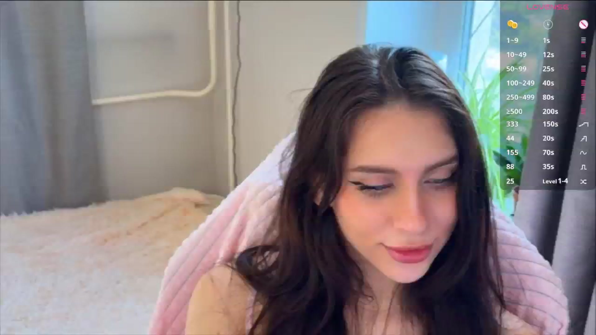 Gallery image thumbnail from Sweet_Luna's myfreecams stream on, 04/13/2026, 07:00 image 13 of 20