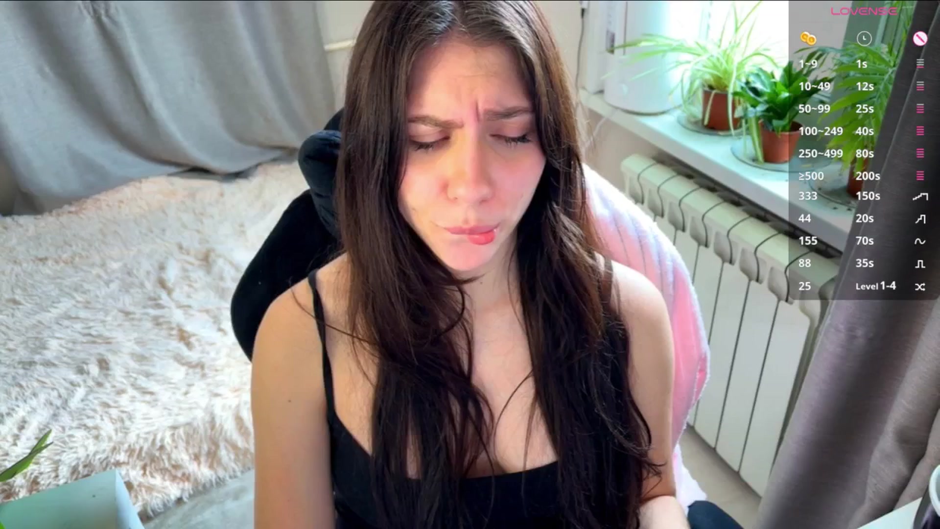 Gallery image thumbnail from Sweet_Luna's myfreecams stream on, 04/20/2026, 10:02 image 13 of 20