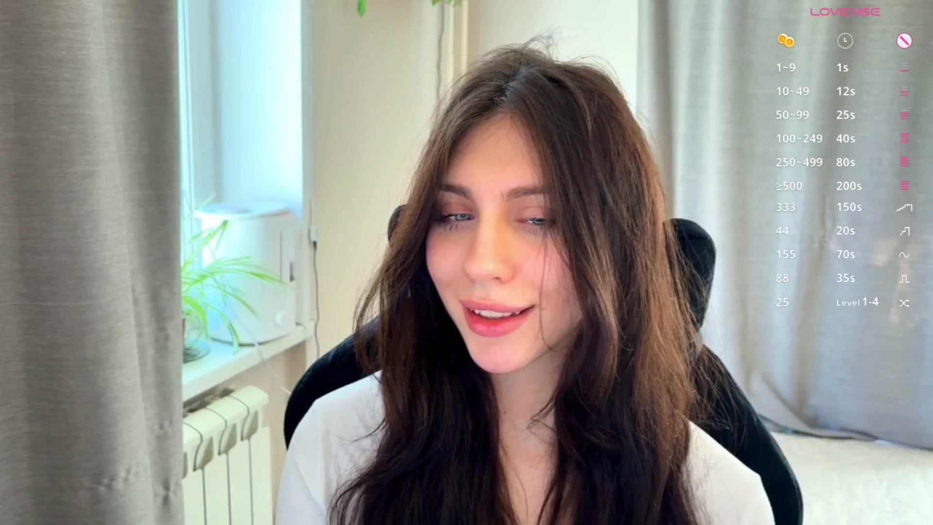 Gallery image thumbnail from Sweet_Luna's myfreecams stream on, 04/22/2026, 08:59 image 4 of 20