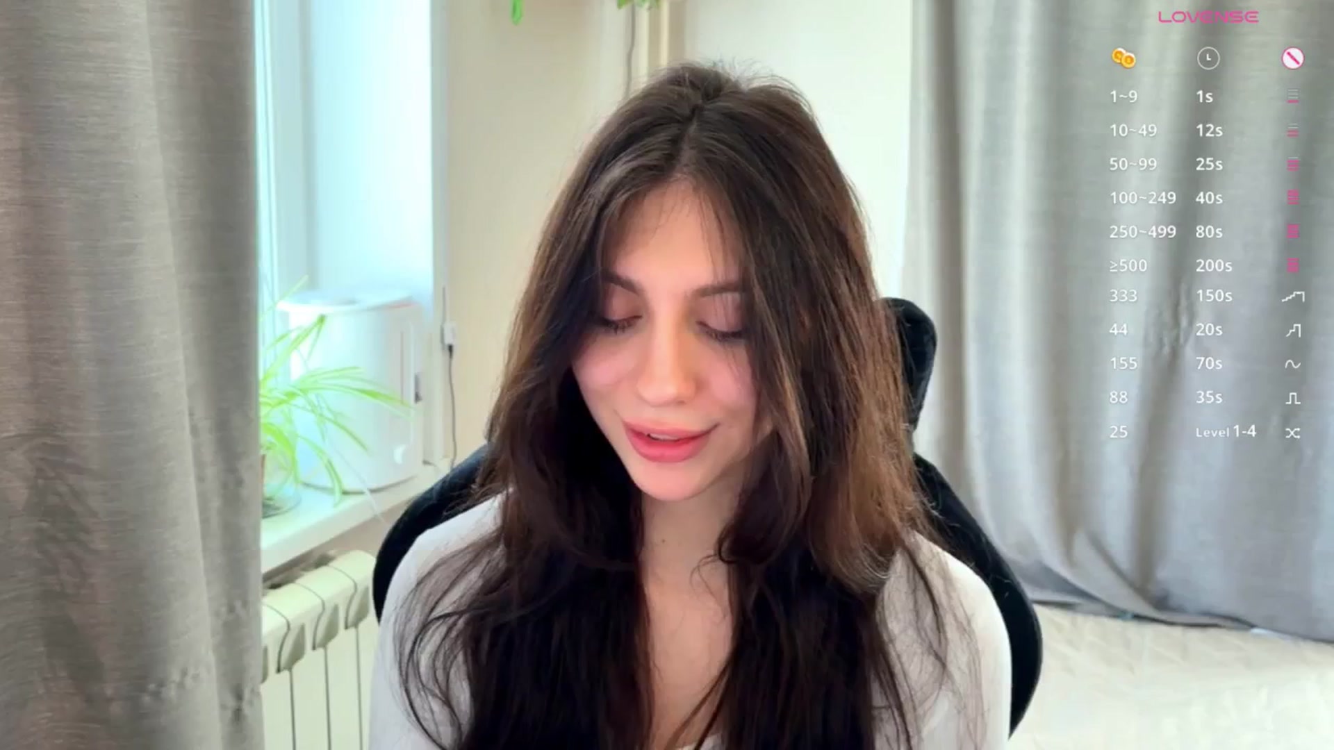 Gallery image thumbnail from Sweet_Luna's myfreecams stream on, 04/22/2026, 08:59 image 18 of 20