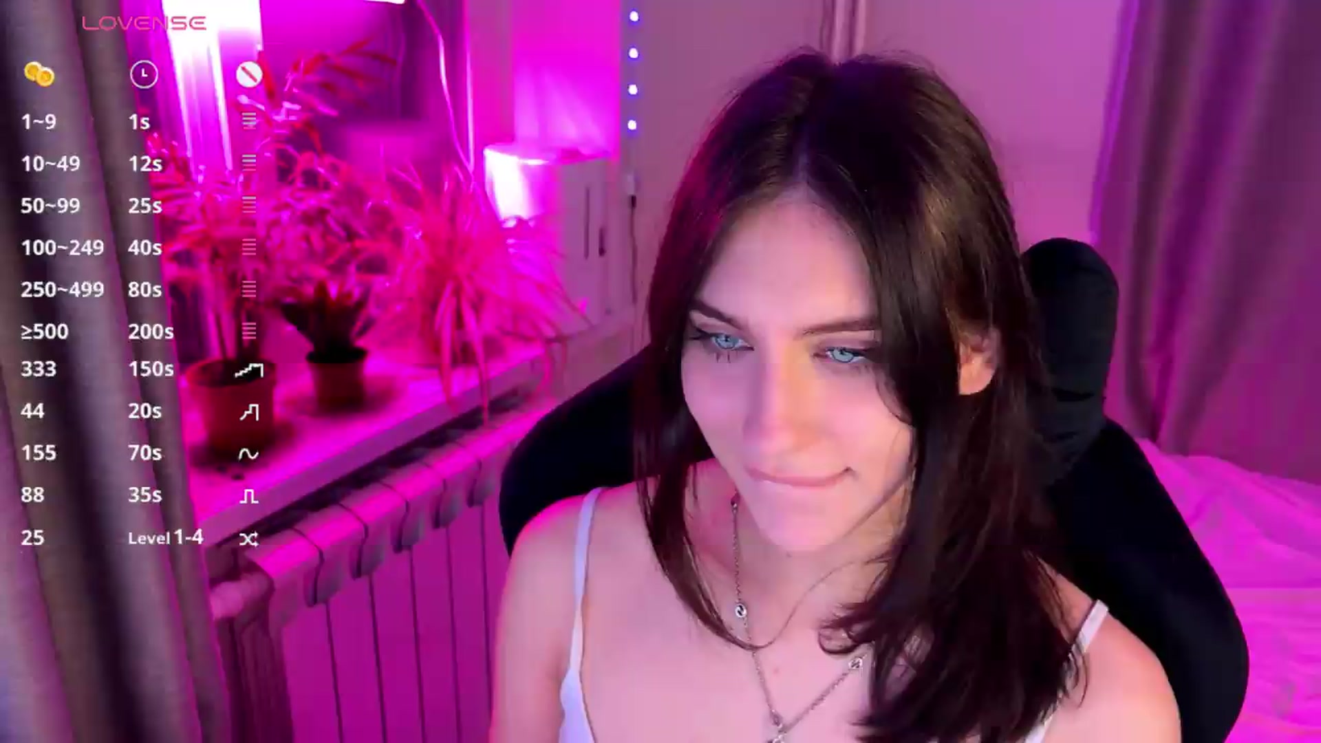 Gallery image thumbnail from Sweet_Luna's myfreecams stream on, 05/09/2026, 20:35 image 16 of 20