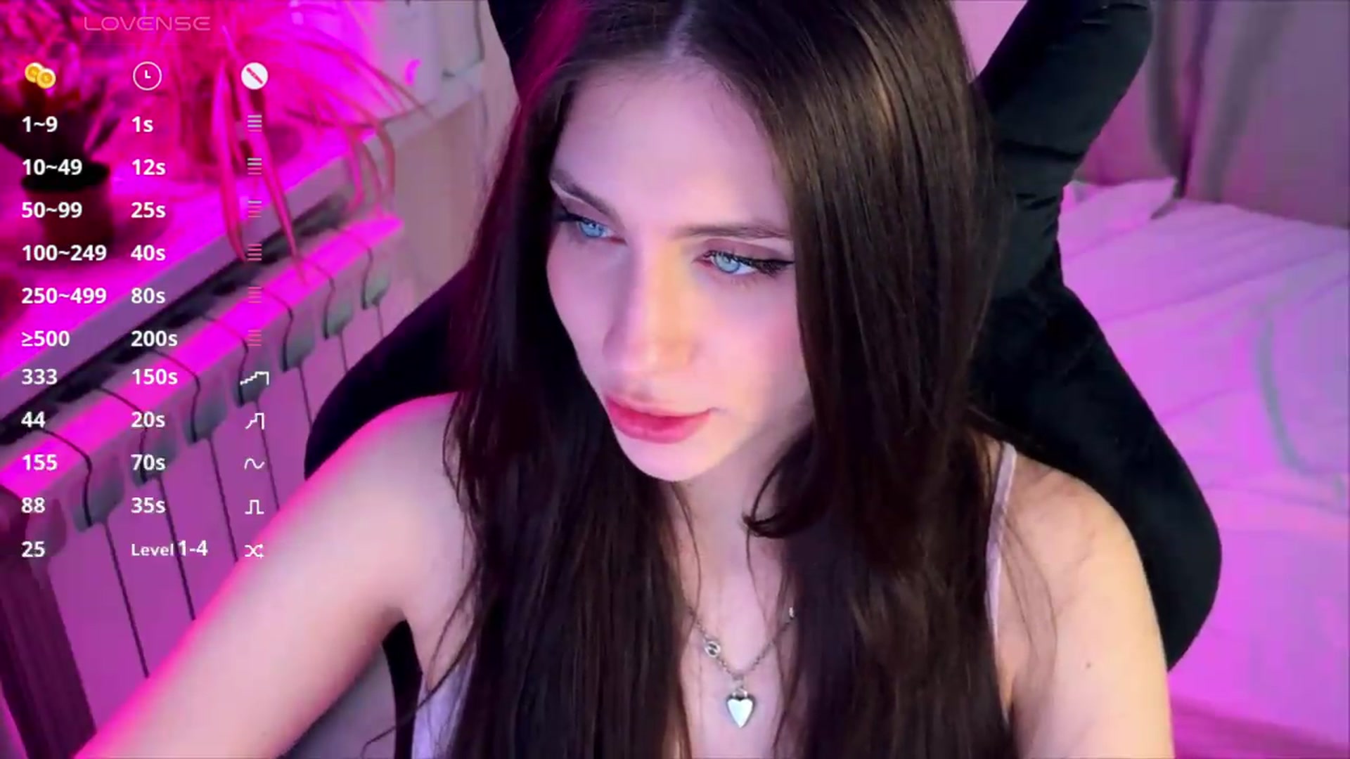 Gallery image thumbnail from Sweet_Luna's myfreecams stream on, 05/11/2026, 21:00 image 19 of 20