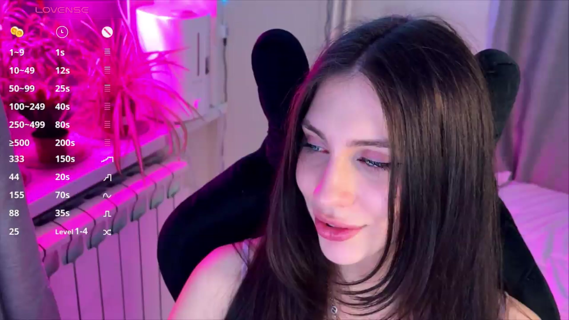 Gallery image thumbnail from Sweet_Luna's myfreecams stream on, 05/12/2026, 24:01 image 5 of 20