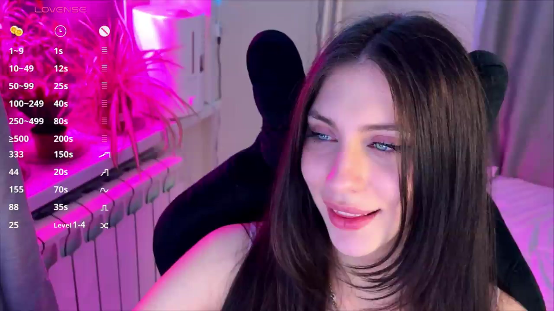 Gallery image thumbnail from Sweet_Luna's myfreecams stream on, 05/12/2026, 24:01 image 6 of 20