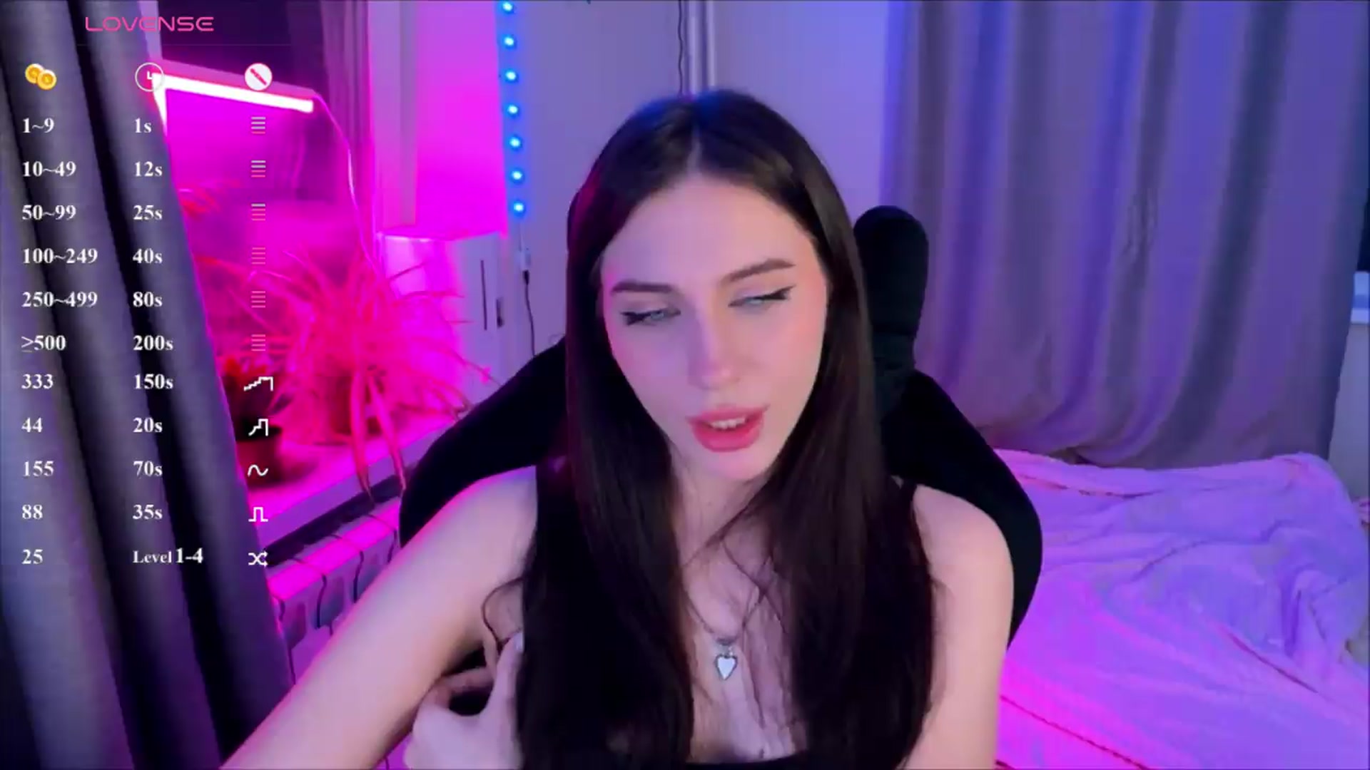 Gallery image thumbnail from Sweet_Luna's myfreecams stream on, 05/16/2026, 21:45 image 18 of 20