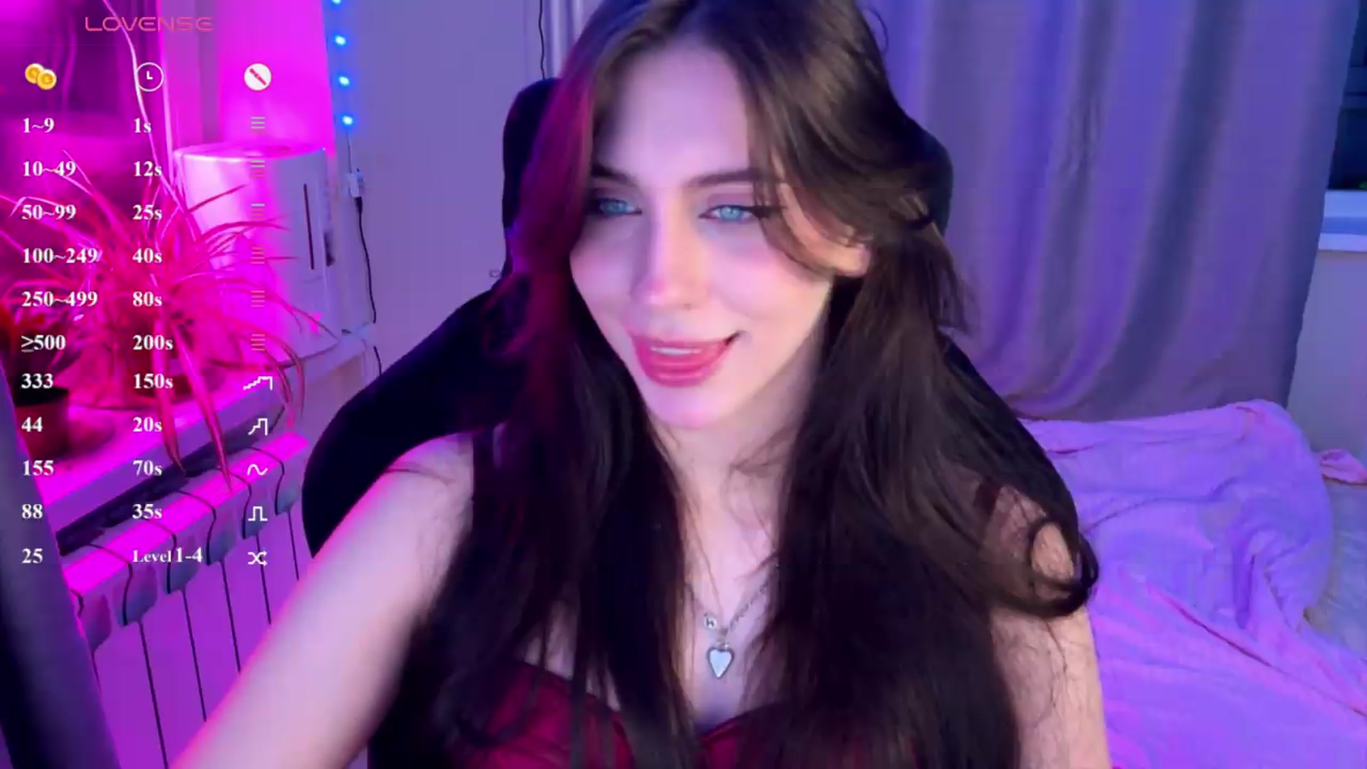 Gallery image thumbnail from Sweet_Luna's myfreecams stream on, 05/16/2026, 21:45 image 3 of 20