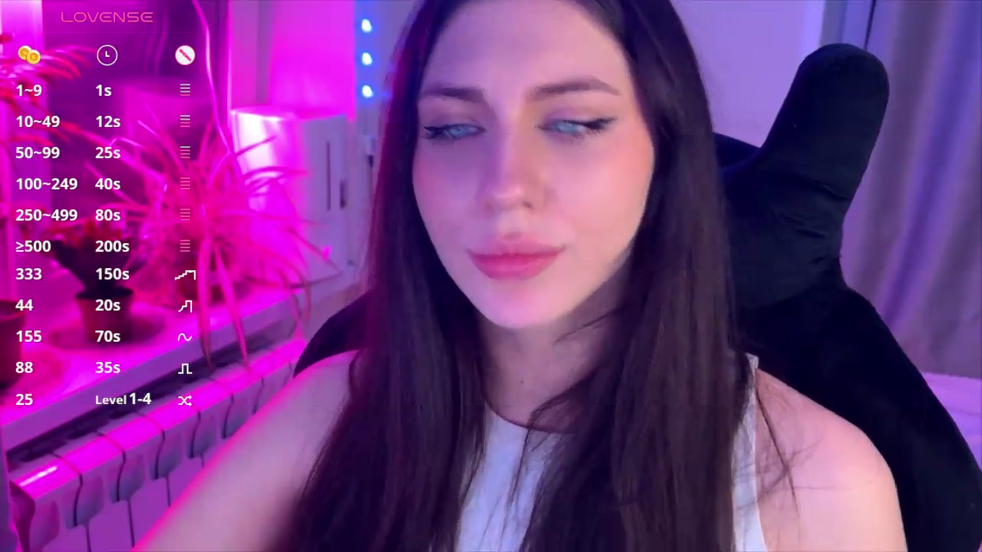 Gallery image thumbnail from Sweet_Luna's myfreecams stream on, 05/17/2026, 20:34 image 6 of 20
