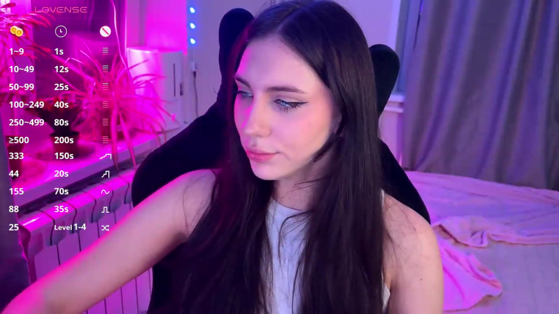 Gallery image thumbnail from Sweet_Luna's myfreecams stream on, 05/17/2026, 20:34 image 20 of 20