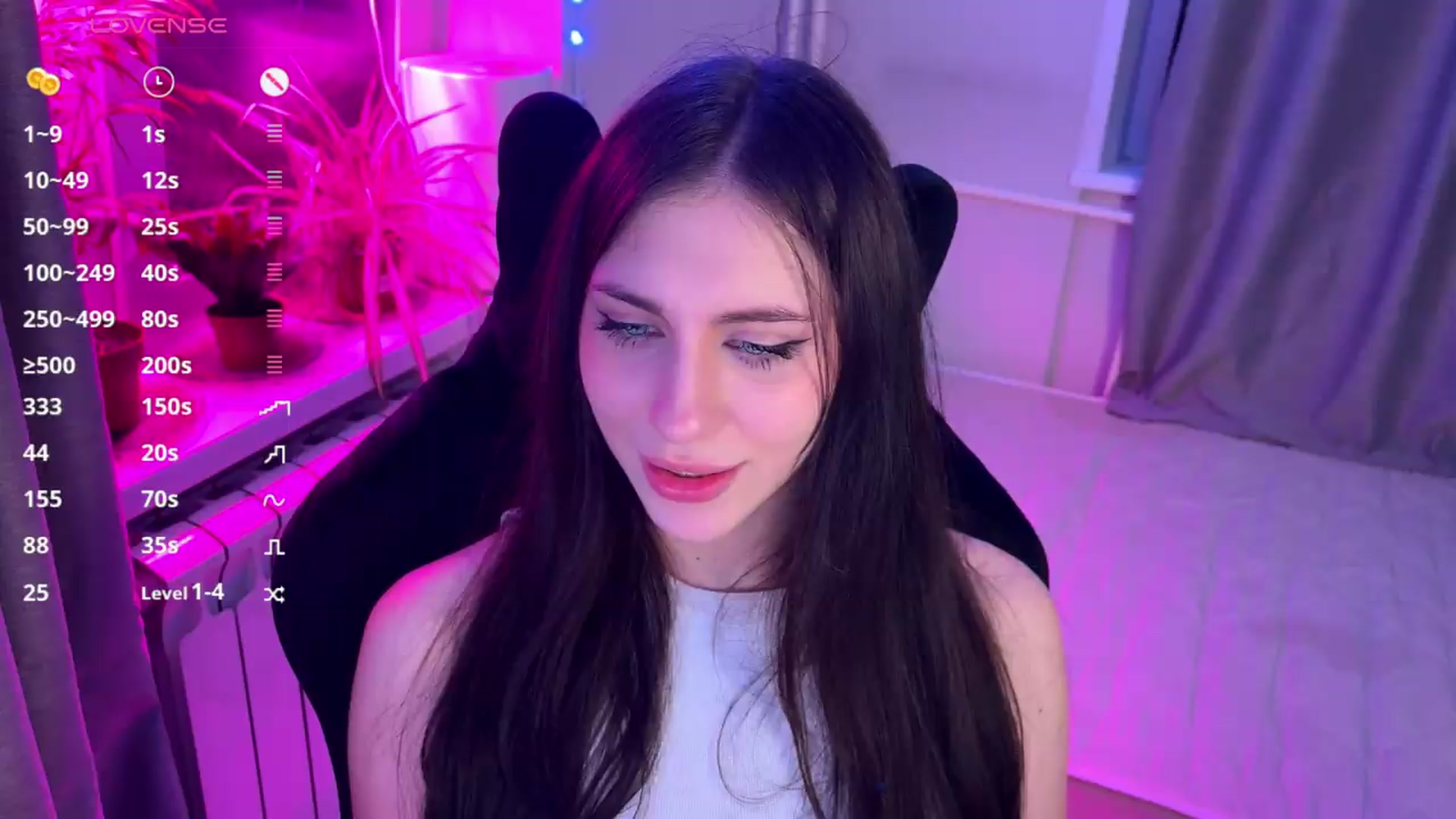 Gallery image thumbnail from Sweet_Luna's myfreecams stream on, 05/18/2026, 24:35 image 14 of 20