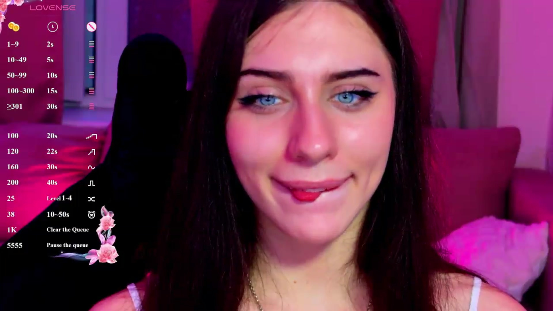 Gallery image thumbnail from Sweet_Luna's myfreecams stream on, 07/06/2026, 24:50 image 19 of 20