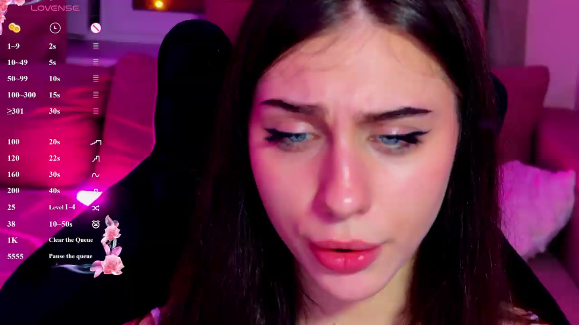 Gallery image thumbnail from Sweet_Luna's myfreecams stream on, 07/06/2026, 24:50 image 1 of 20
