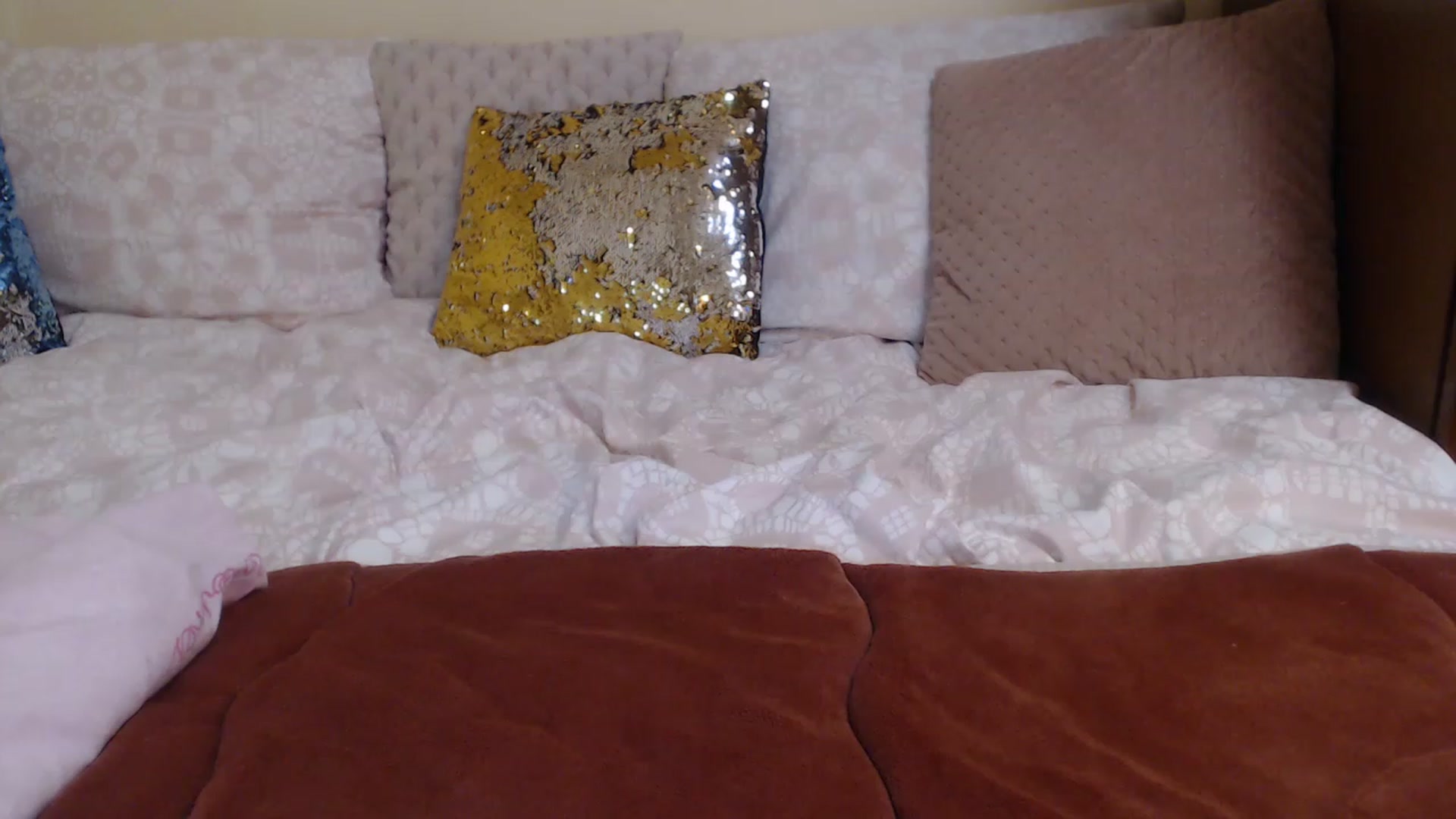 Gallery image thumbnail from Sweet_Maddy's myfreecams stream on, 02/14/2023, 24:14 image 16 of 20