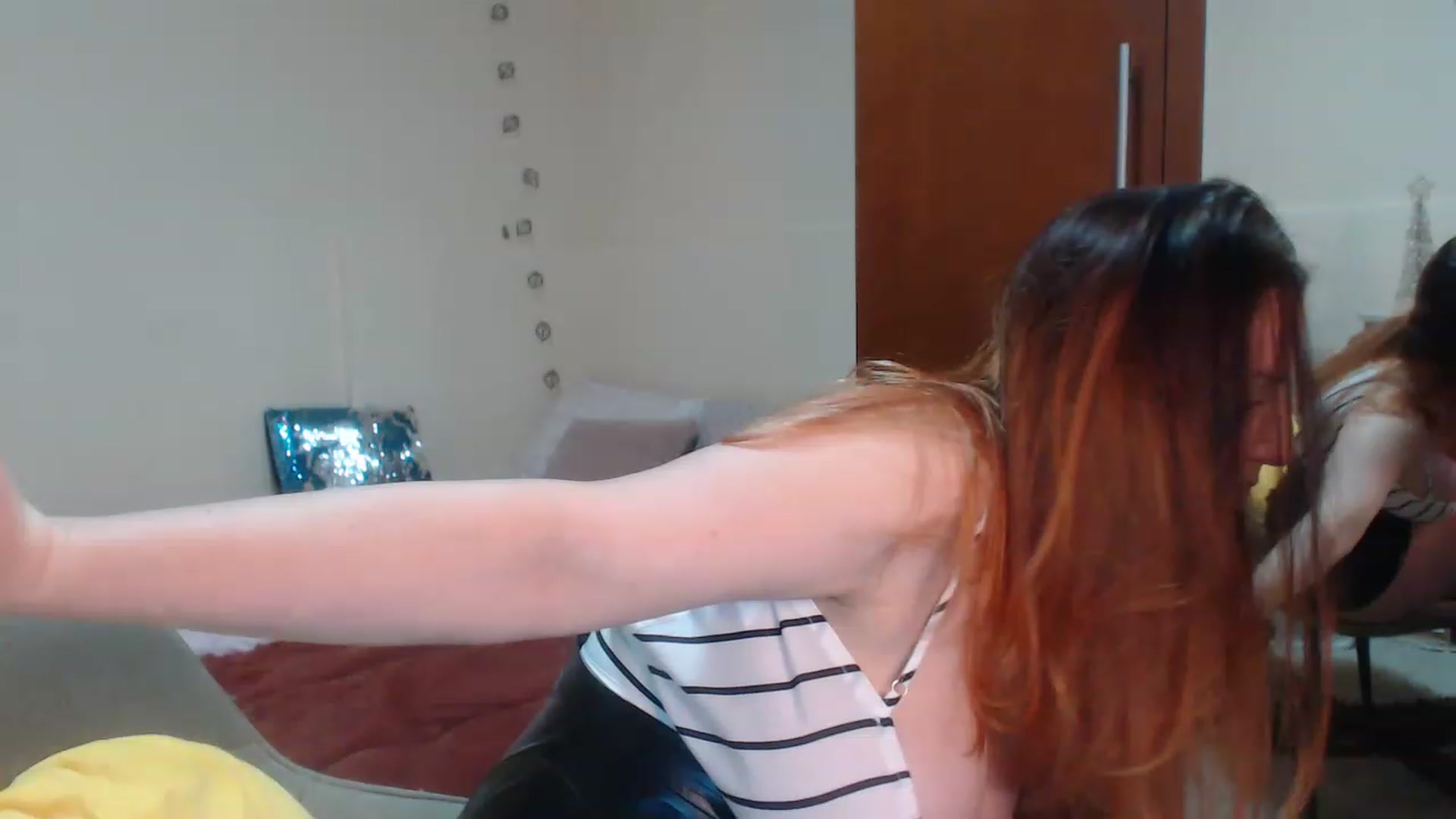 Gallery image thumbnail from Sweet_Maddy's myfreecams stream on, 03/24/2023, 24:46 image 4 of 20