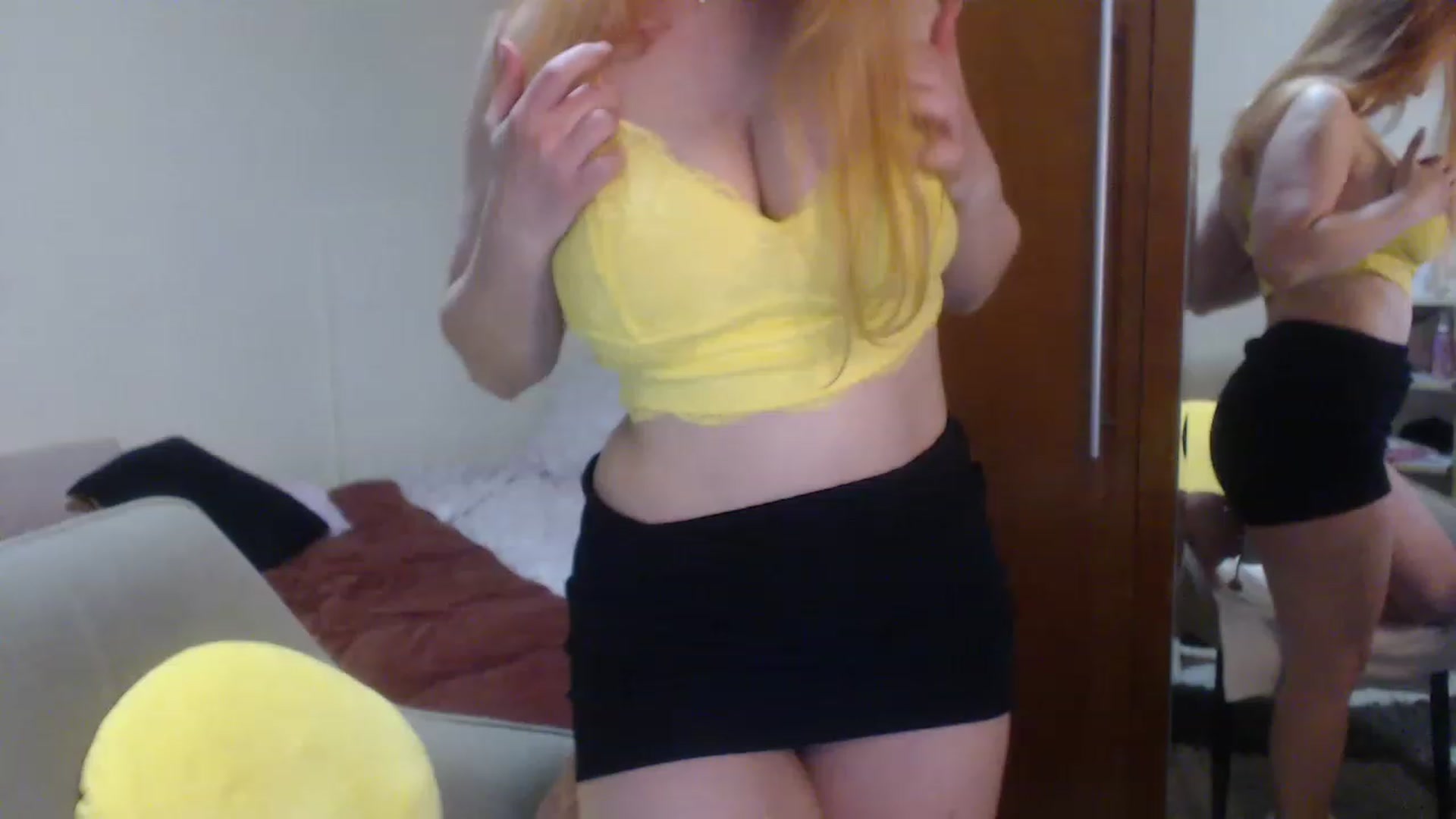 Gallery image thumbnail from Sweet_Maddy's myfreecams stream on, 06/11/2023, 22:17 image 3 of 20