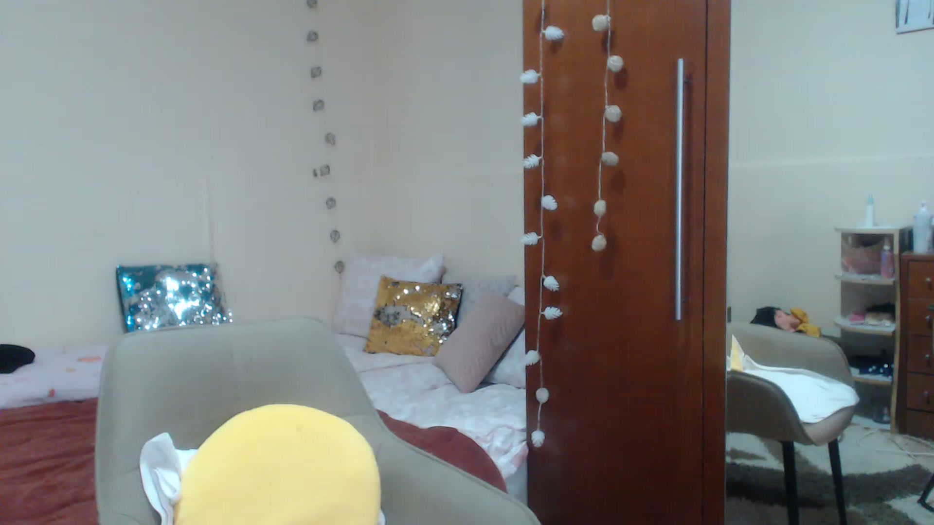 Gallery image thumbnail from Sweet_Maddy's myfreecams stream on, 06/27/2023, 16:49 image 5 of 20