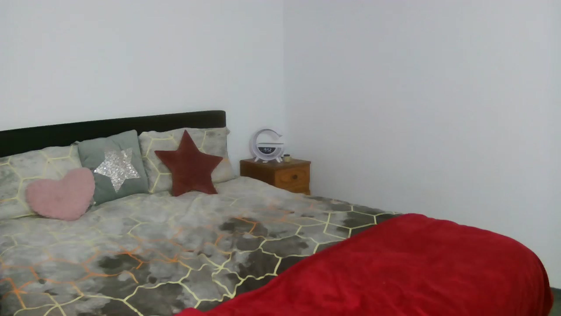 Gallery image thumbnail from Sweet_Maddy's myfreecams stream on, 03/08/2025, 18:28 image 16 of 20