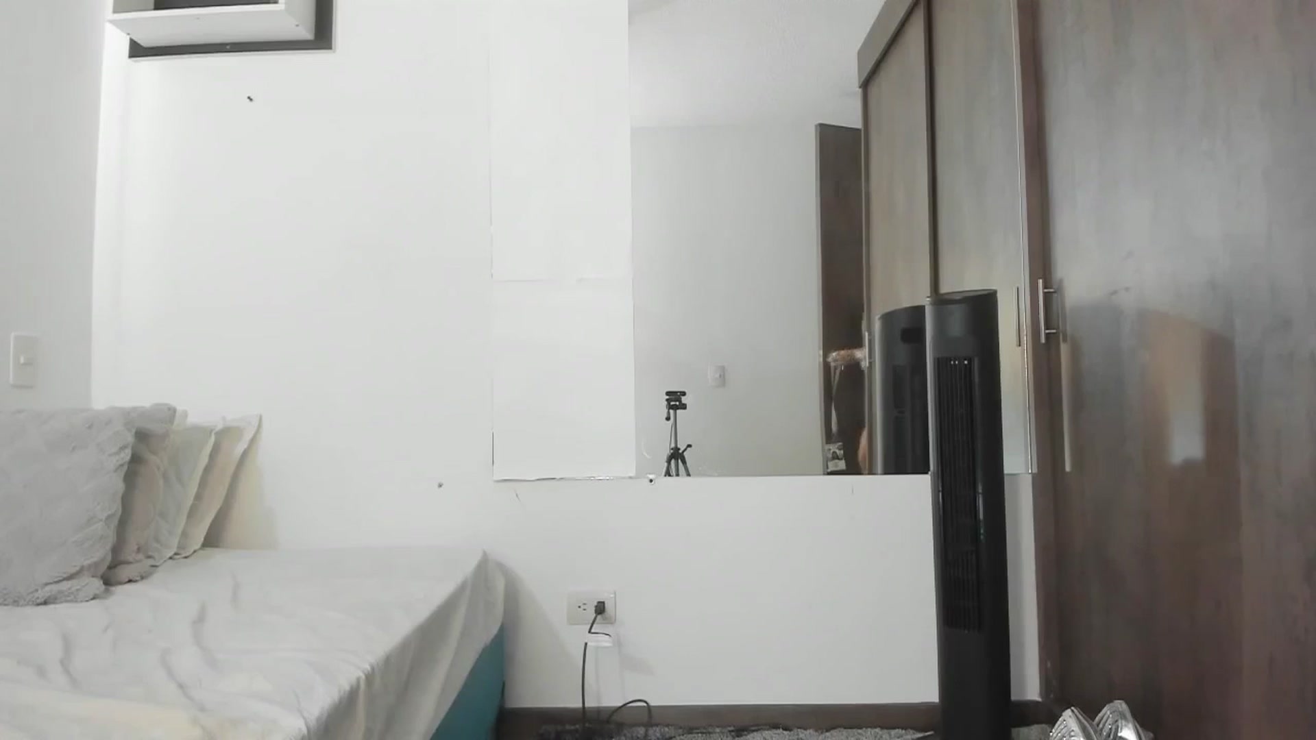 Gallery image thumbnail from Sweet_Oxdra's myfreecams stream on, 11/15/2025, 16:28 image 10 of 20