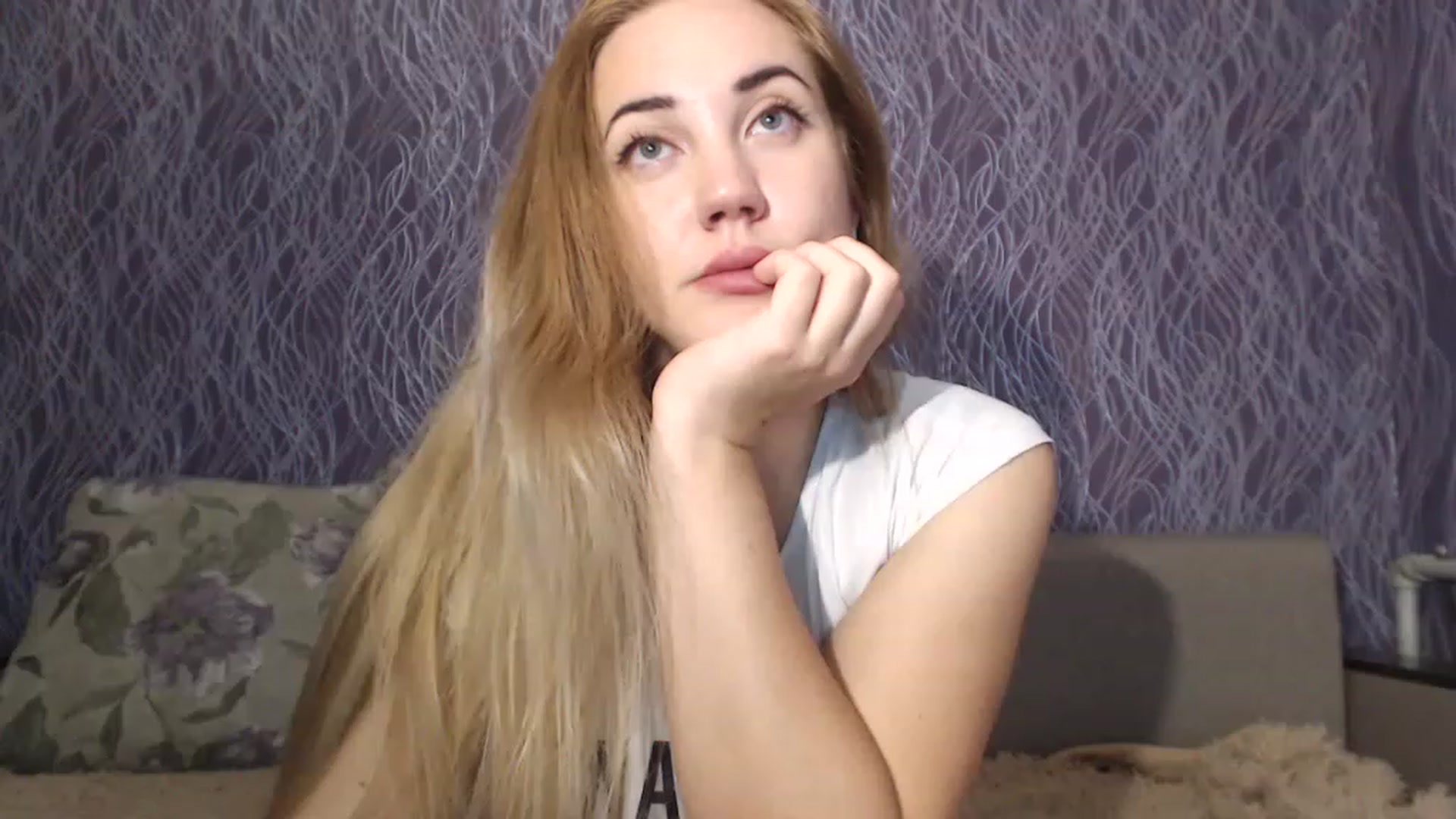 Gallery image thumbnail from Sweet_Sabrina's myfreecams stream on, 11/27/2022, 02:03 image 8 of 20