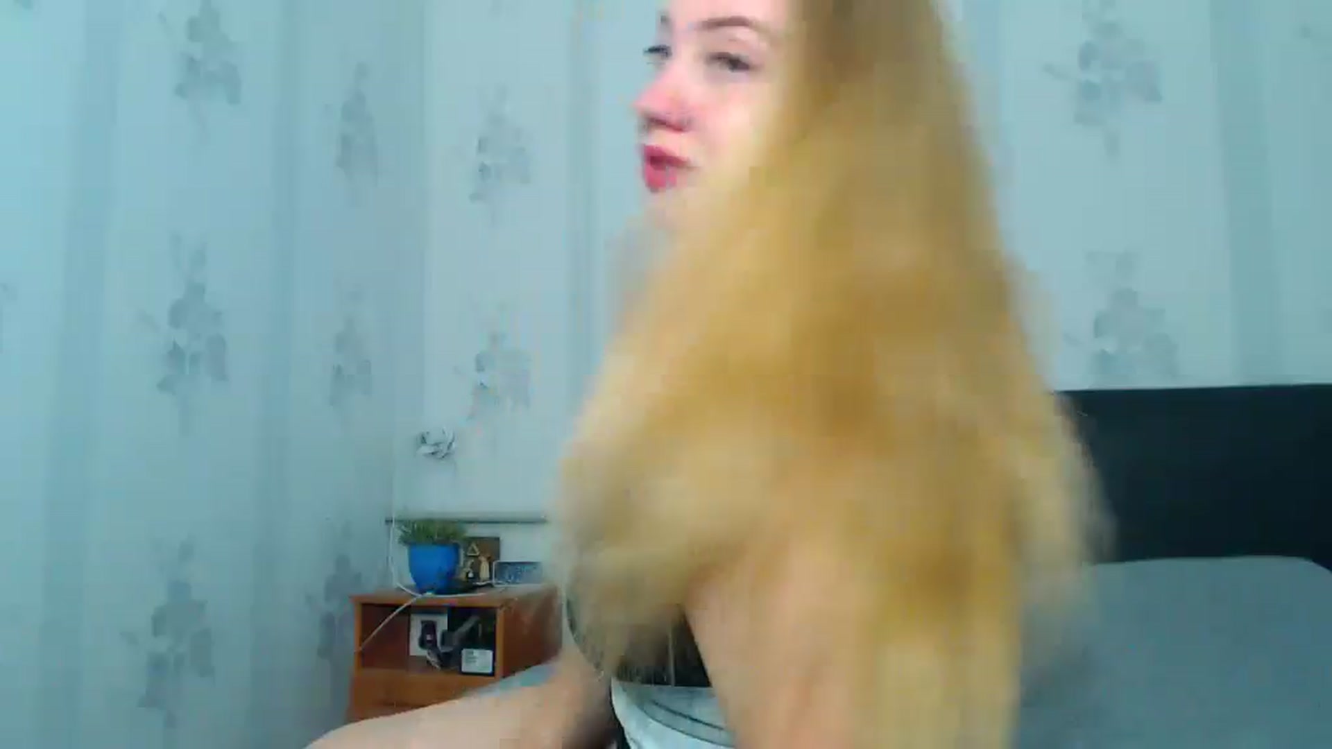 Gallery image thumbnail from Sweet_Sabrina's myfreecams stream on, 05/20/2024, 21:45 image 14 of 20