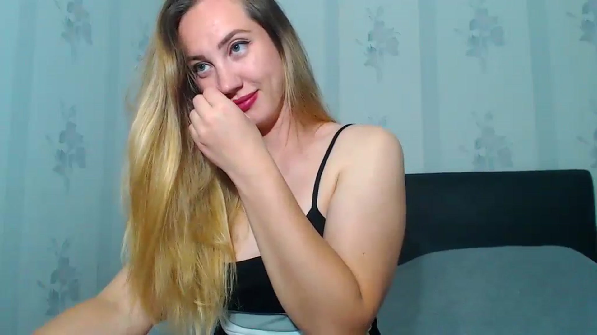 Gallery image thumbnail from Sweet_Sabrina's myfreecams stream on, 05/20/2024, 21:45 image 3 of 20