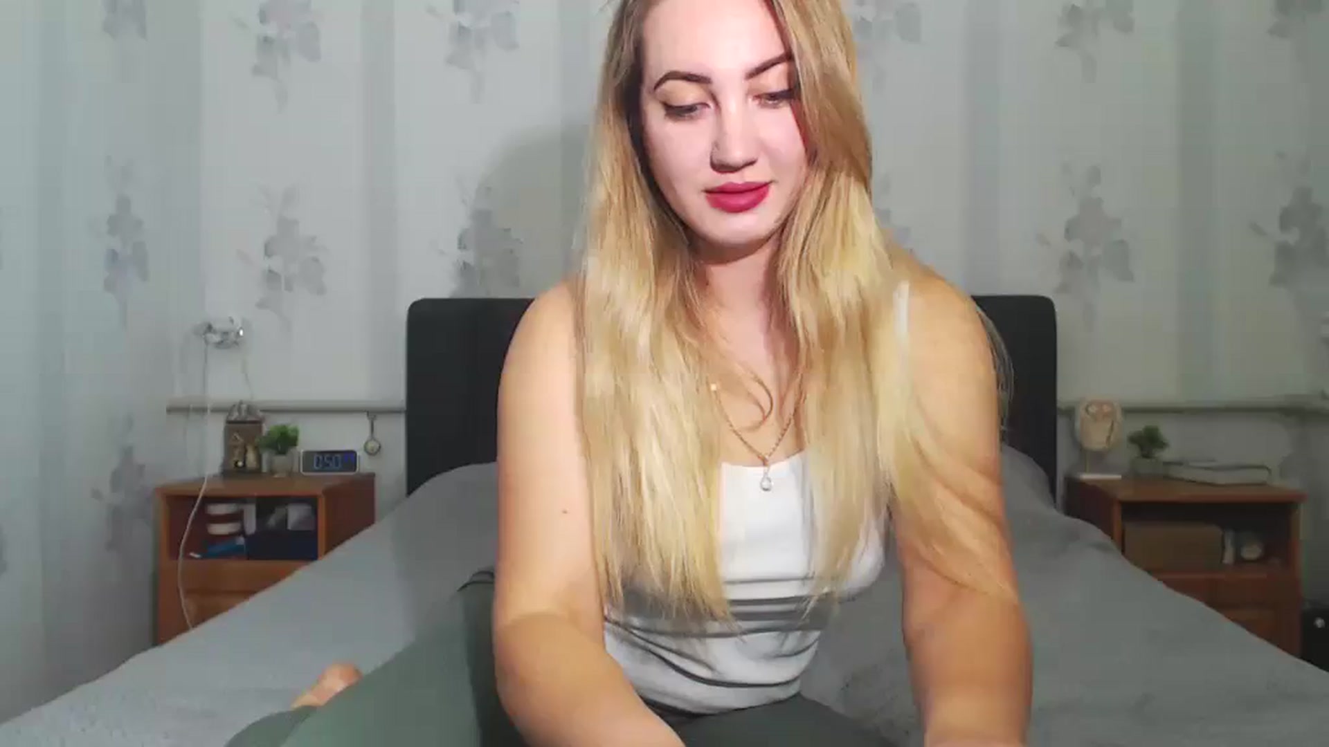 Gallery image thumbnail from Sweet_Sabrina's myfreecams stream on, 03/23/2025, 23:05 image 1 of 20